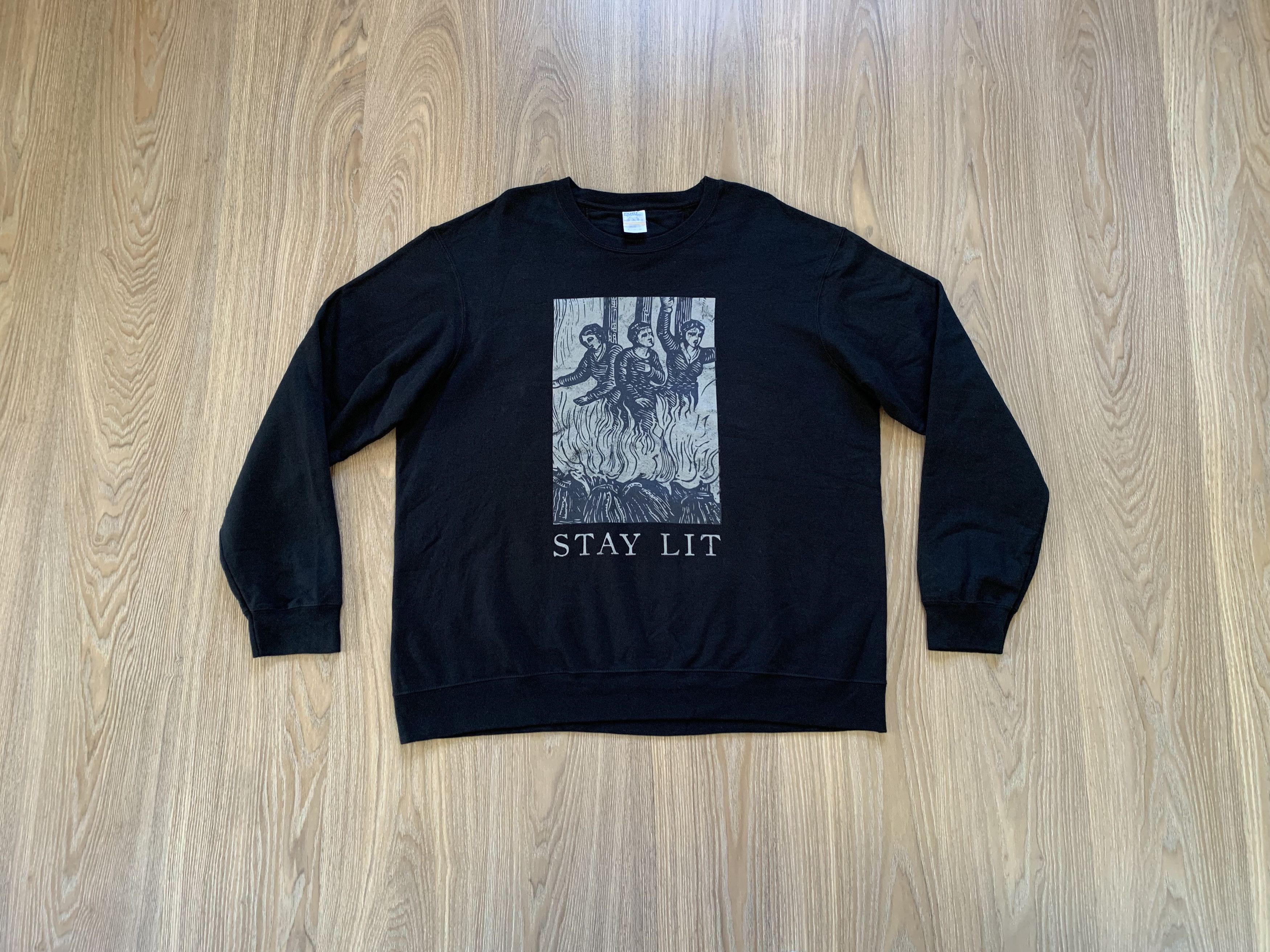 Band Tees × Vintage Stay Lit Witch Burning Printed Sweatshirt Size US XL / EU 56 / 4 - 1 Thumbnail