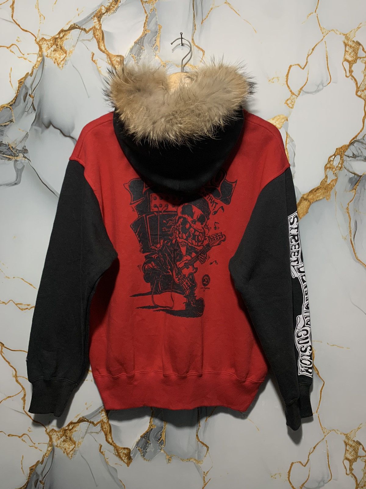 If Six Was Nine Devitchu Los Angeles rock punk skull pullover fur hoodie Size US M / EU 48-50 / 2 - 2 Thumbnail