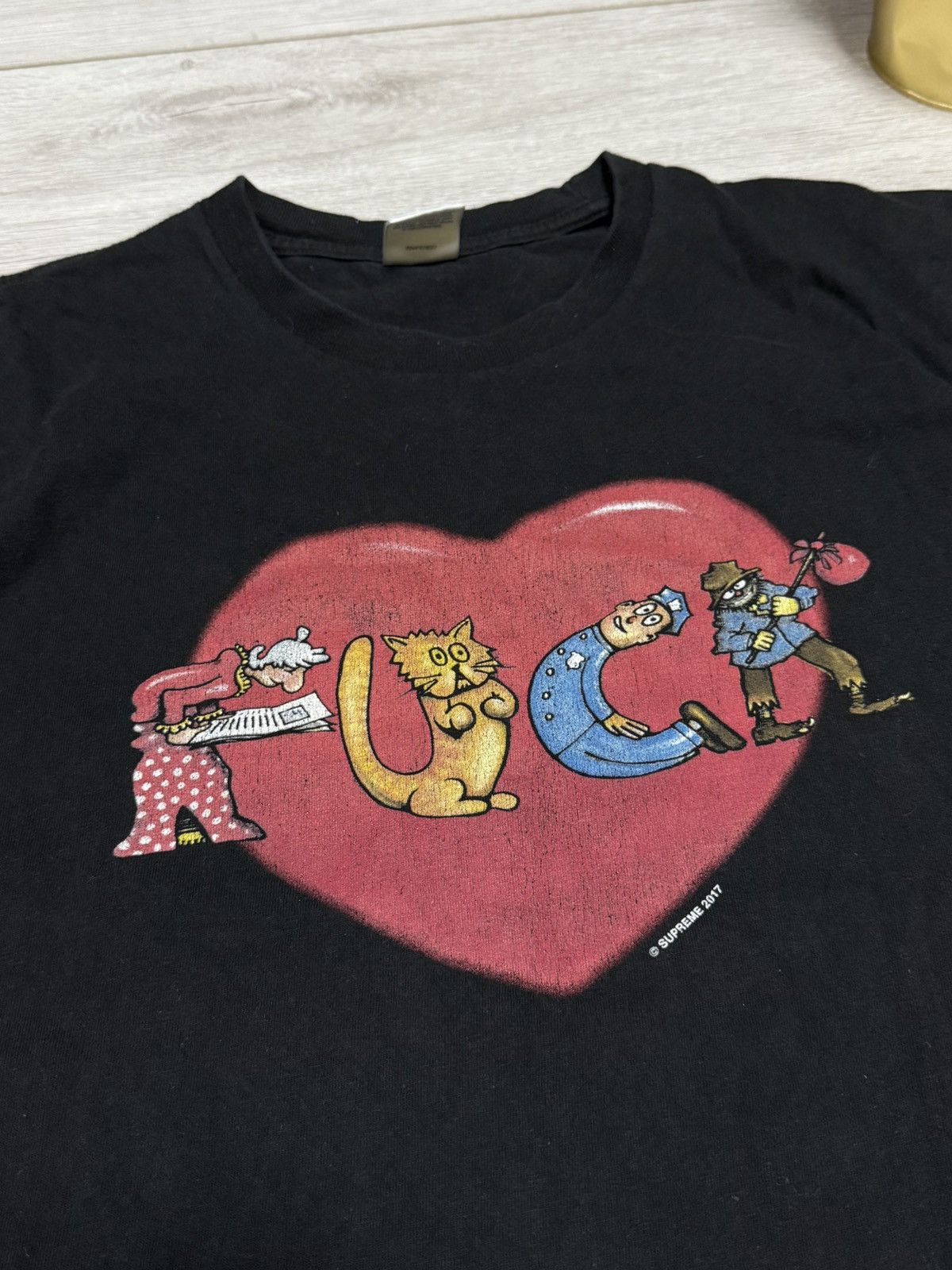 Supreme Supreme Fuck heart tee shirt 2017 Size US L / EU 52-54 / 3 - 4 Thumbnail