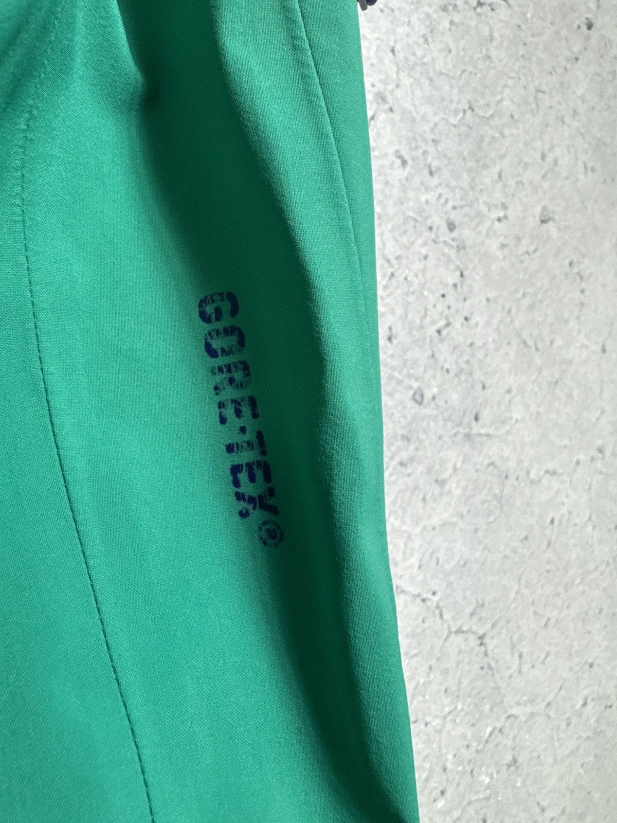 Arc'teryx Arcteryx Gore-Tex Nylon Windbreakers Jacket Outdoor Size M Size US M / EU 48-50 / 2 - 4 Thumbnail