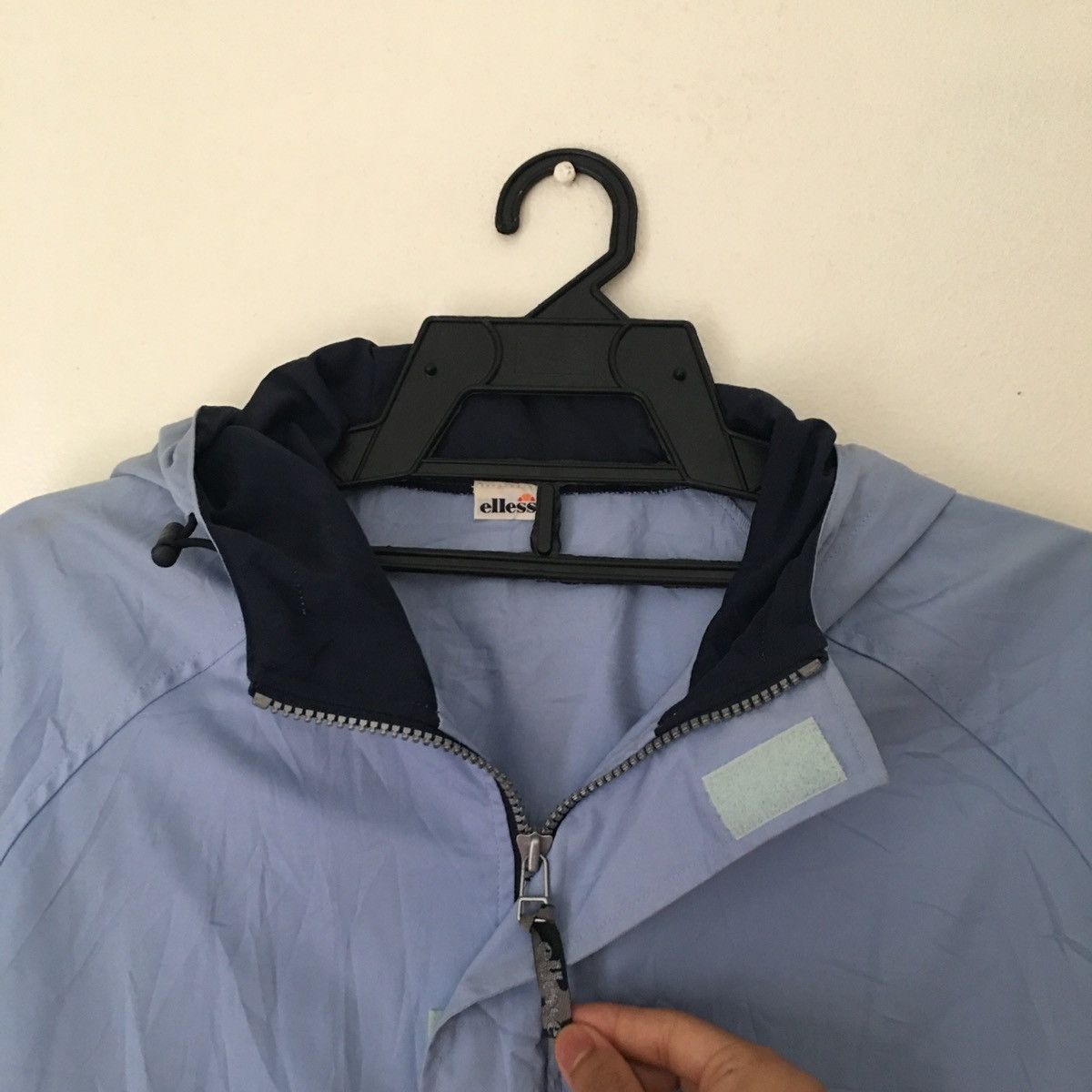 Ellesse × Vintage Vintage Ellesse Windbreaker Outerwear Outdoor Jacket unisex Size US L / EU 52-54 / 3 - 4 Thumbnail