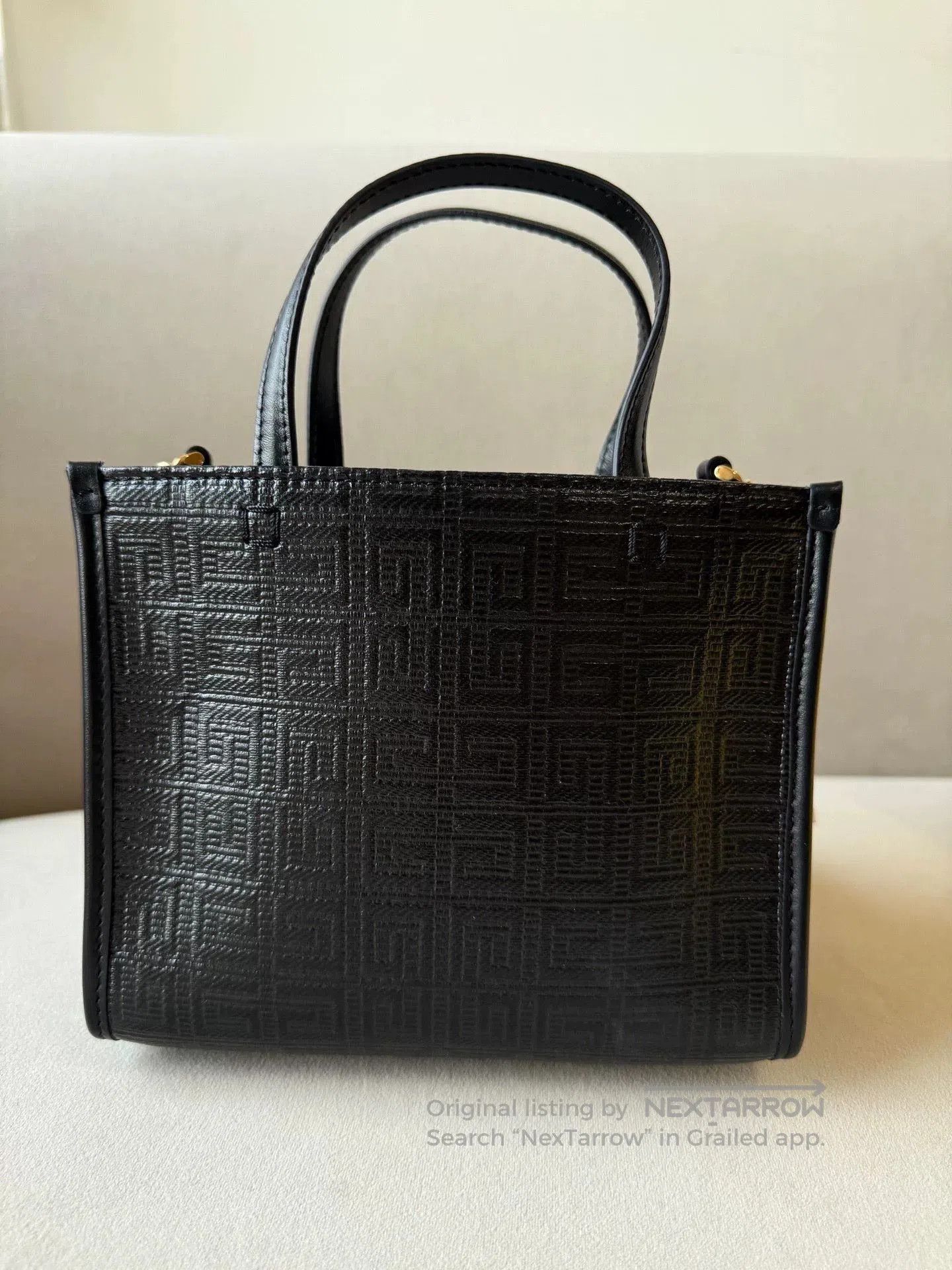 Givenchy Givenchy New Small Tote Bag. Size ONE SIZE - 3 Thumbnail