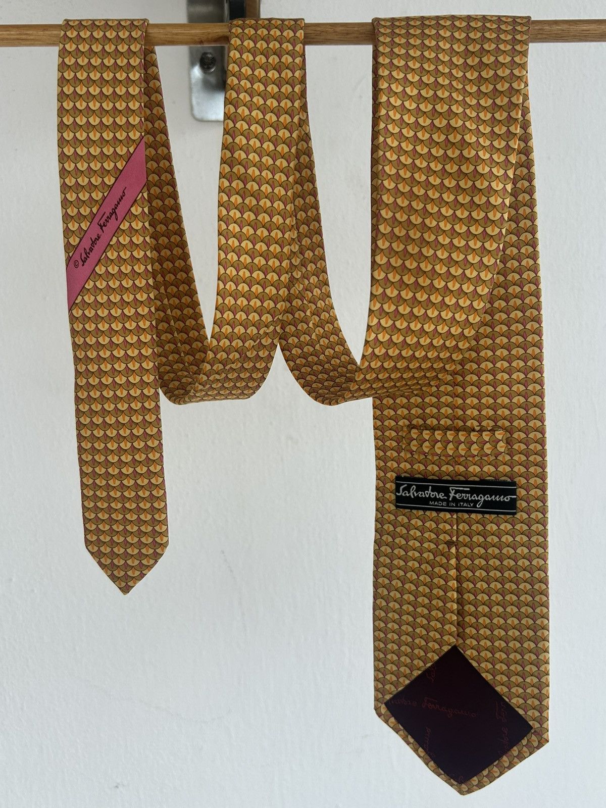 Salvatore Ferragamo Salvatore Ferragamo Vintage Tie Gold Size ONE SIZE - 2 Thumbnail