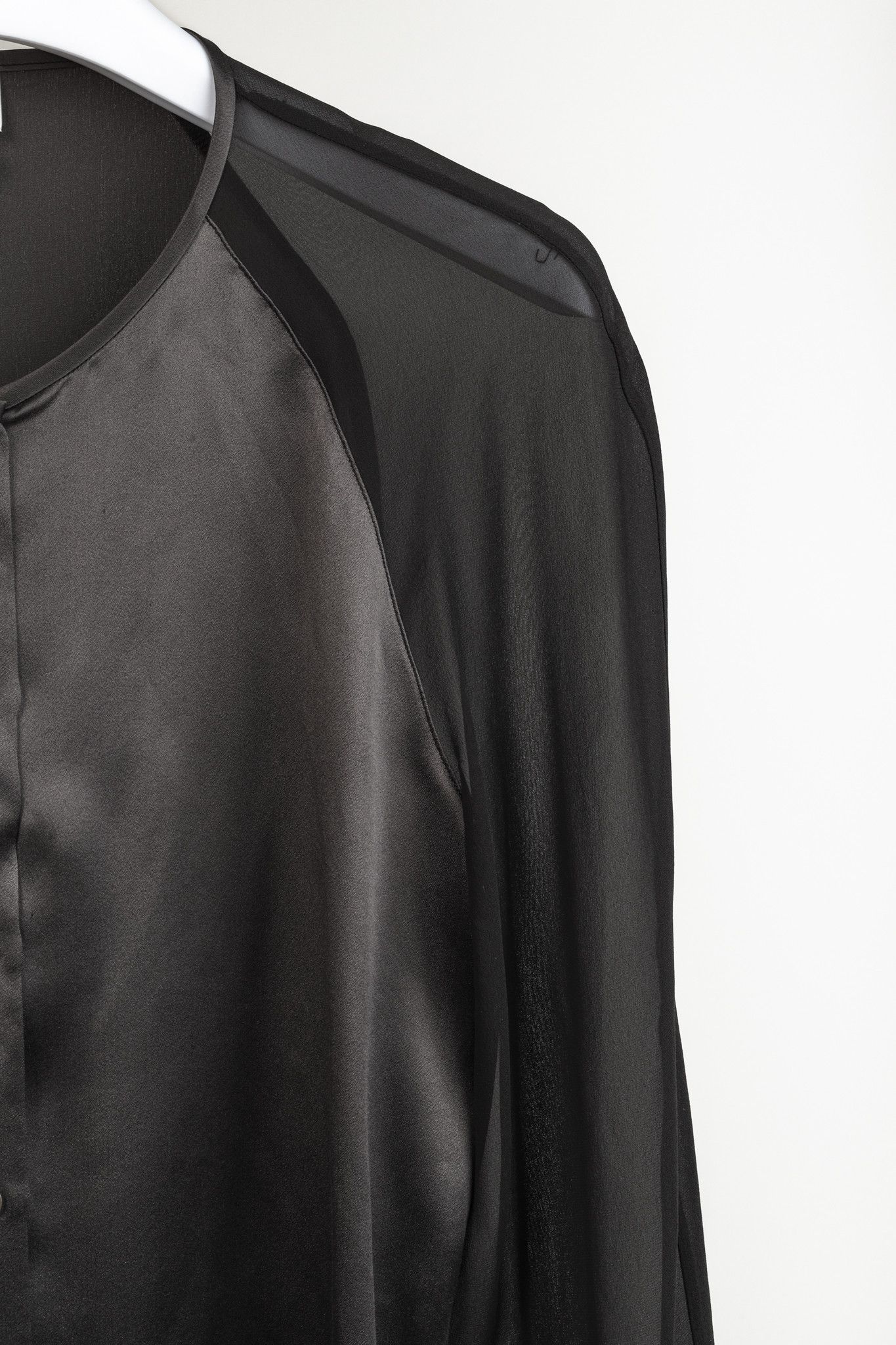 Armani Collezioni Armani Collezioni Raglan Sleeve Grey Silk Blouse Size L / US 10 / IT 46 - 5 Thumbnail
