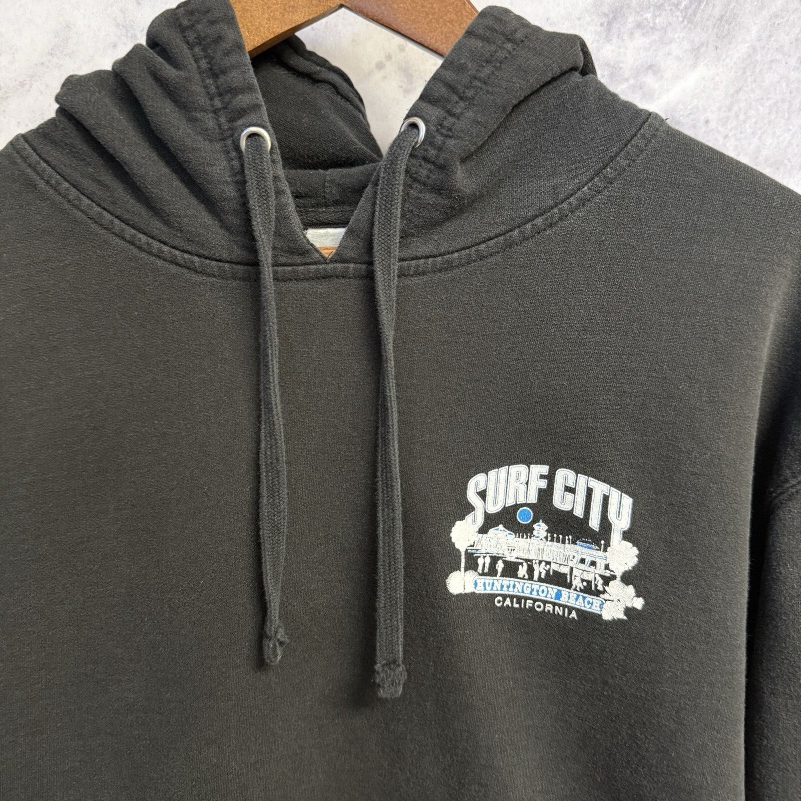 Vintage Vintage Huntington Beach Surf City Hoodie Sweatshirt Mens M Size US M / EU 48-50 / 2 - 3 Thumbnail