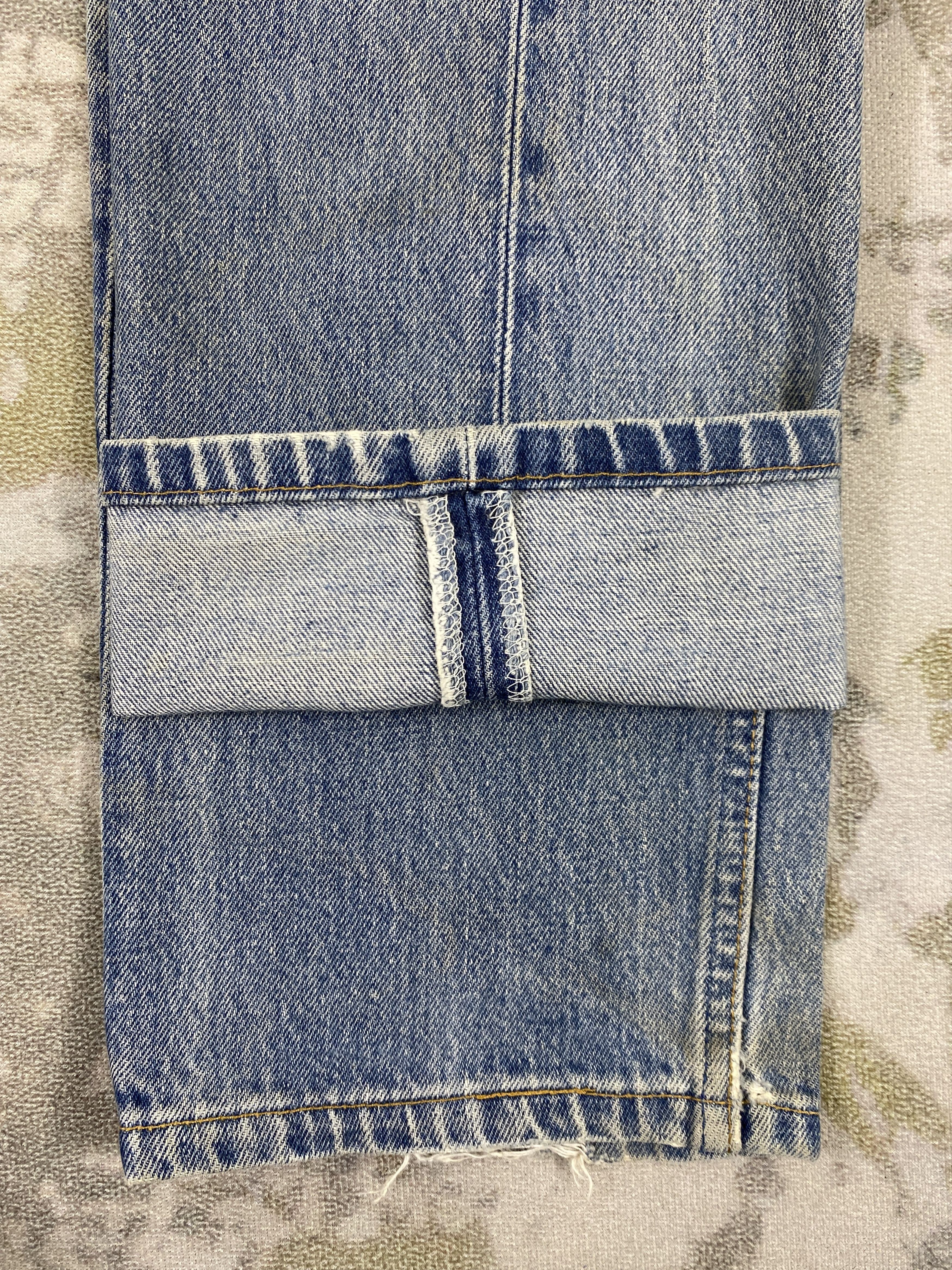 Levi's Distressed Blue Vintage 501 Levi's Jeans 31x33 Denim JN3457 Size US 31 - 13 Thumbnail