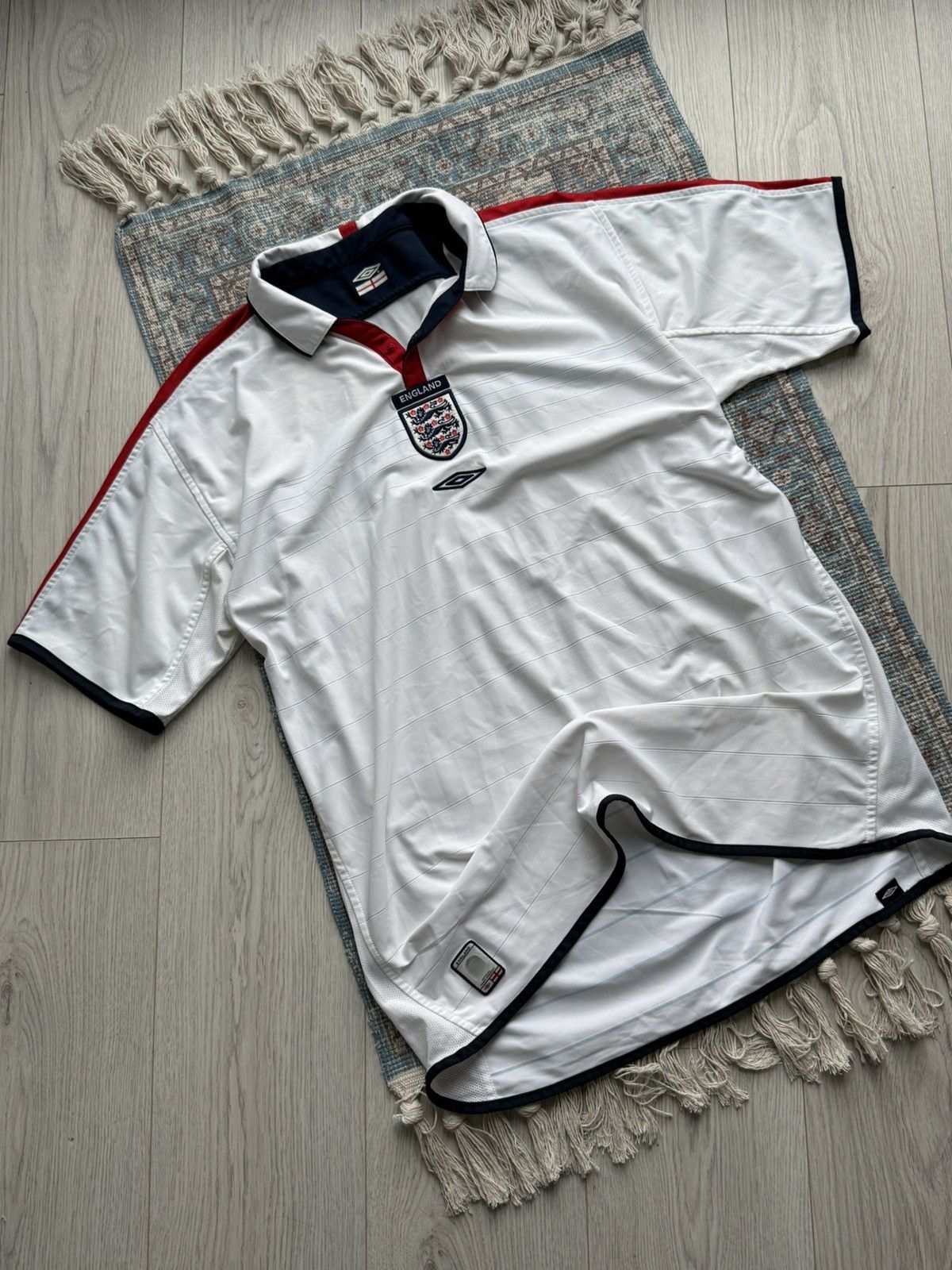 Umbro Vintage England 🏴󠁧󠁢󠁥󠁮󠁧󠁿 2003-2005 Umbro Home Jersey Size US XL / EU 56 / 4 - 1 Thumbnail