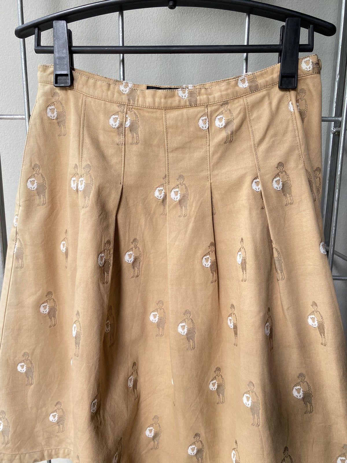 Ne-Net Né-net Beige A-Line Skirt with Embroidered Figure Pattern Size 26" / US 2 / IT 38 - 14 Thumbnail