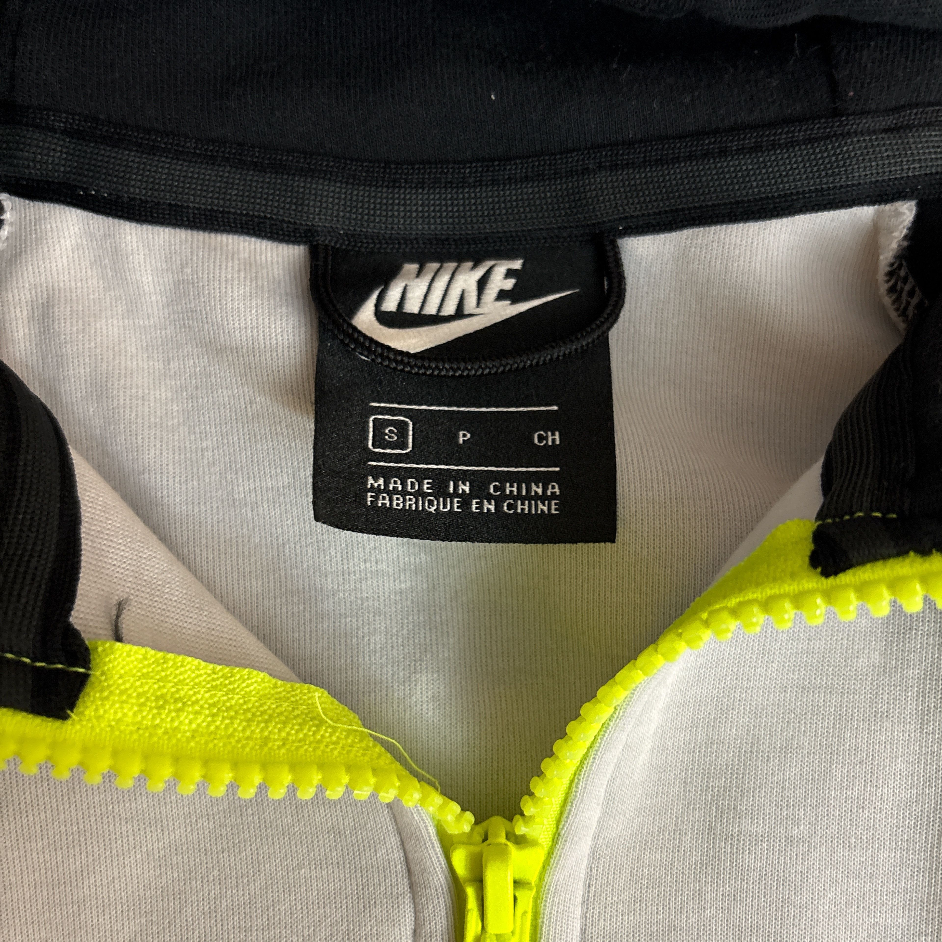 Nike Nike Tech ‘Catching Air’ Size US S / EU 44-46 / 1 - 5 Thumbnail