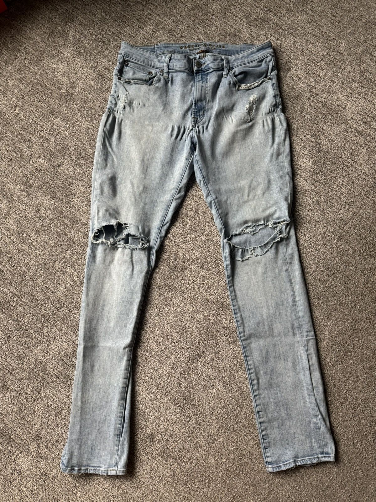 American Eagle Outfitters TALL GUYS!! Distressed Stone Washed Jeans Size US 36 / EU 52 - 1 Thumbnail