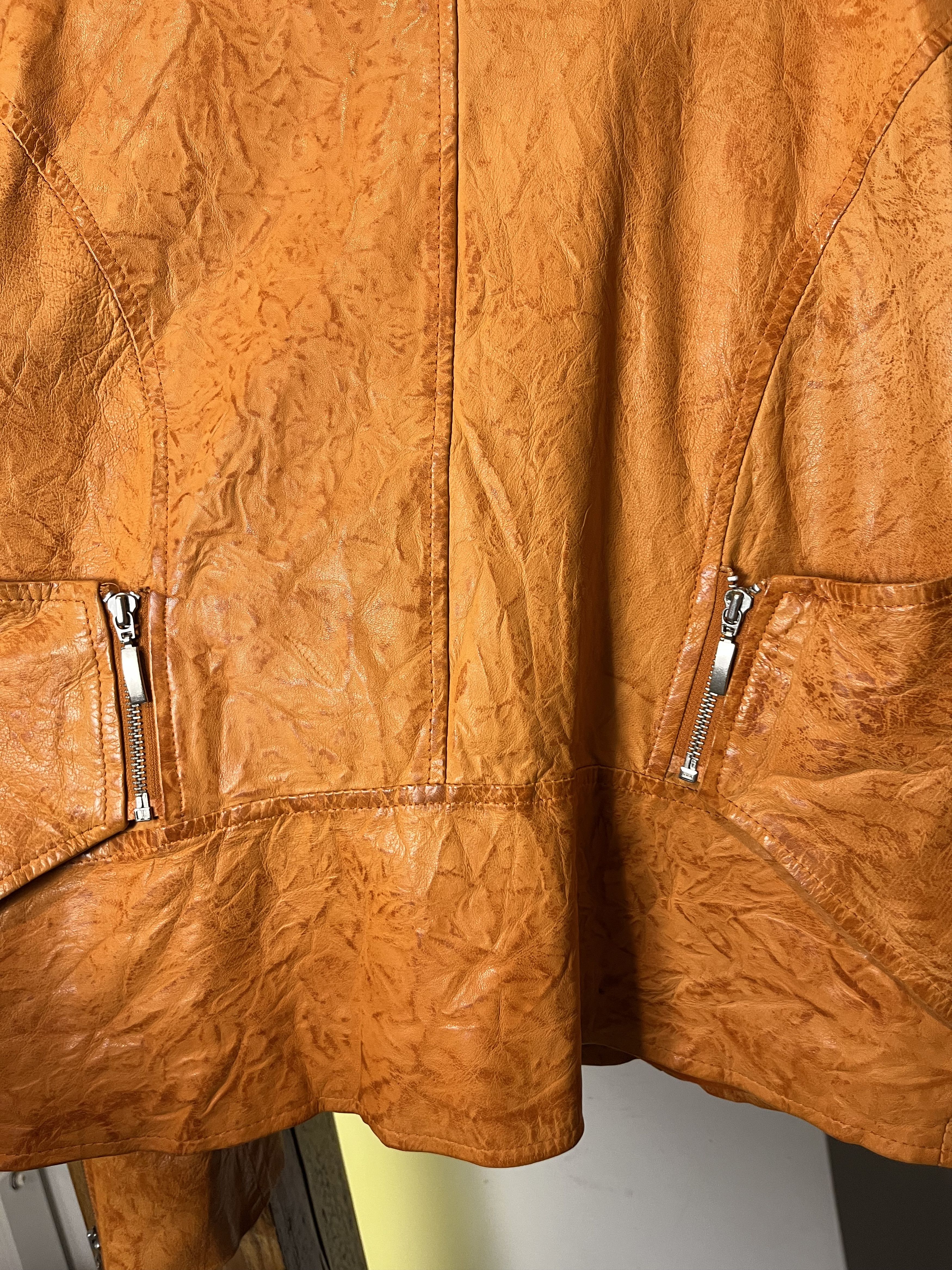 Vintage Avant Garde Vintage y2k 90s Real Leather Orange Jacket Size US M / EU 48-50 / 2 - 7 Thumbnail