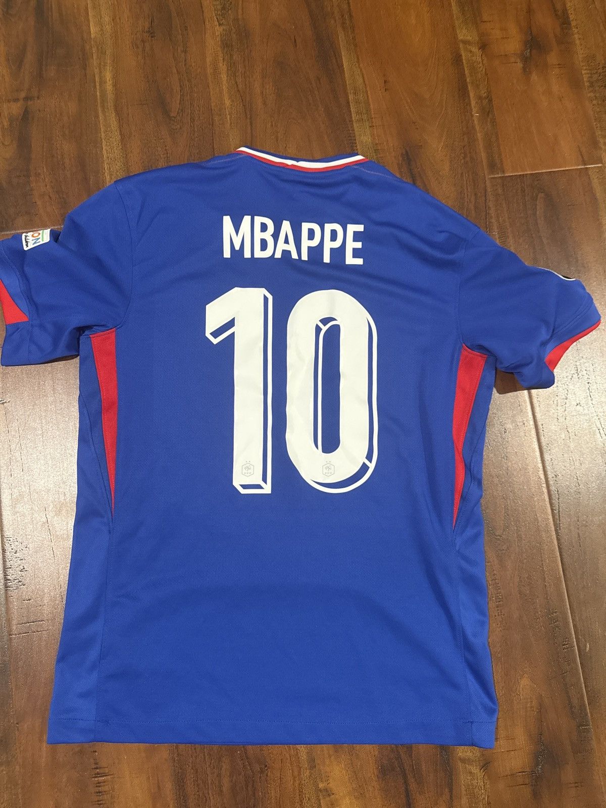 Nike France Nike Mbappe jersey Size US M / EU 48-50 / 2 - 1 Thumbnail