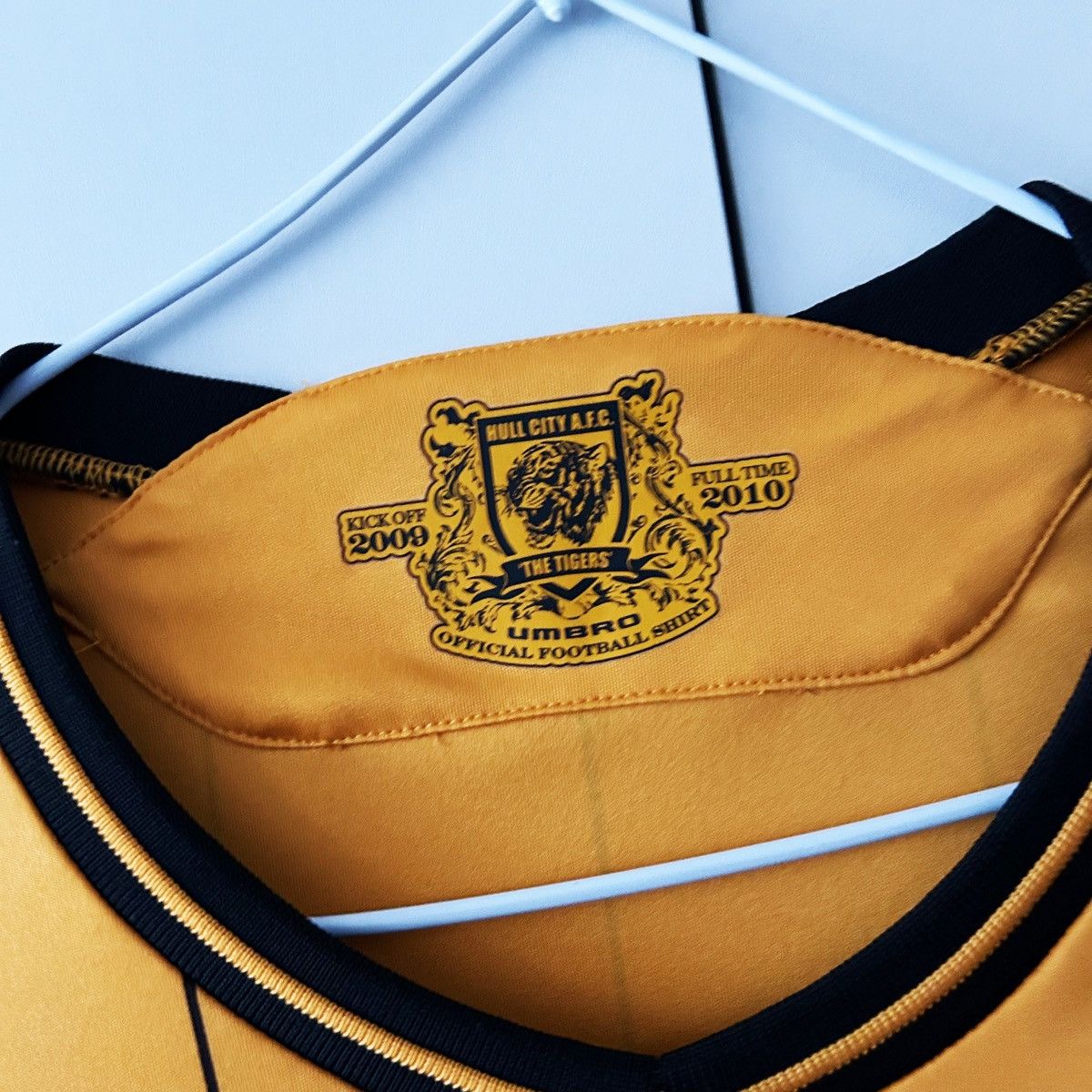 Umbro × Vintage Hull City umbro jersey 2009 2010 Size US XL / EU 56 / 4 - 3 Thumbnail