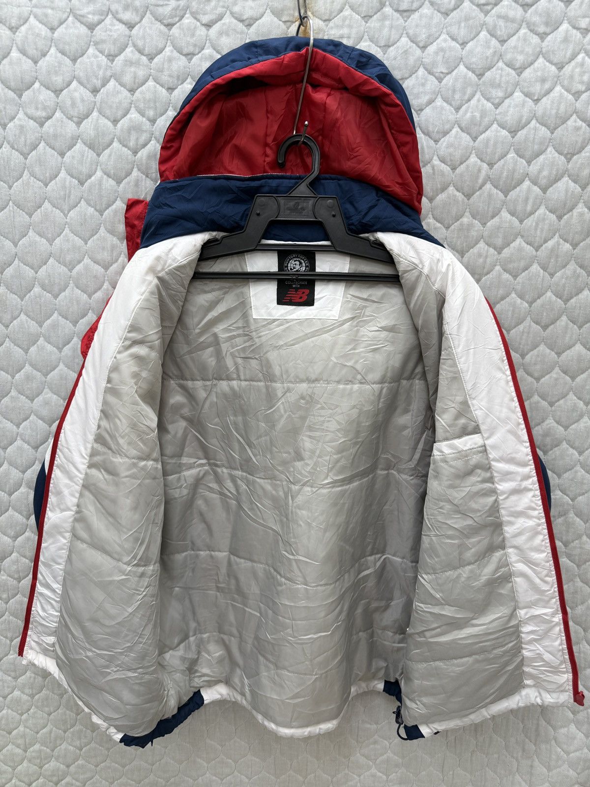 New Balance 🔥🔥🔥STEALS NEW BALANCE X SUNTORY COFFEE HOODIE JACKET Size US M / EU 48-50 / 2 - 3 Thumbnail