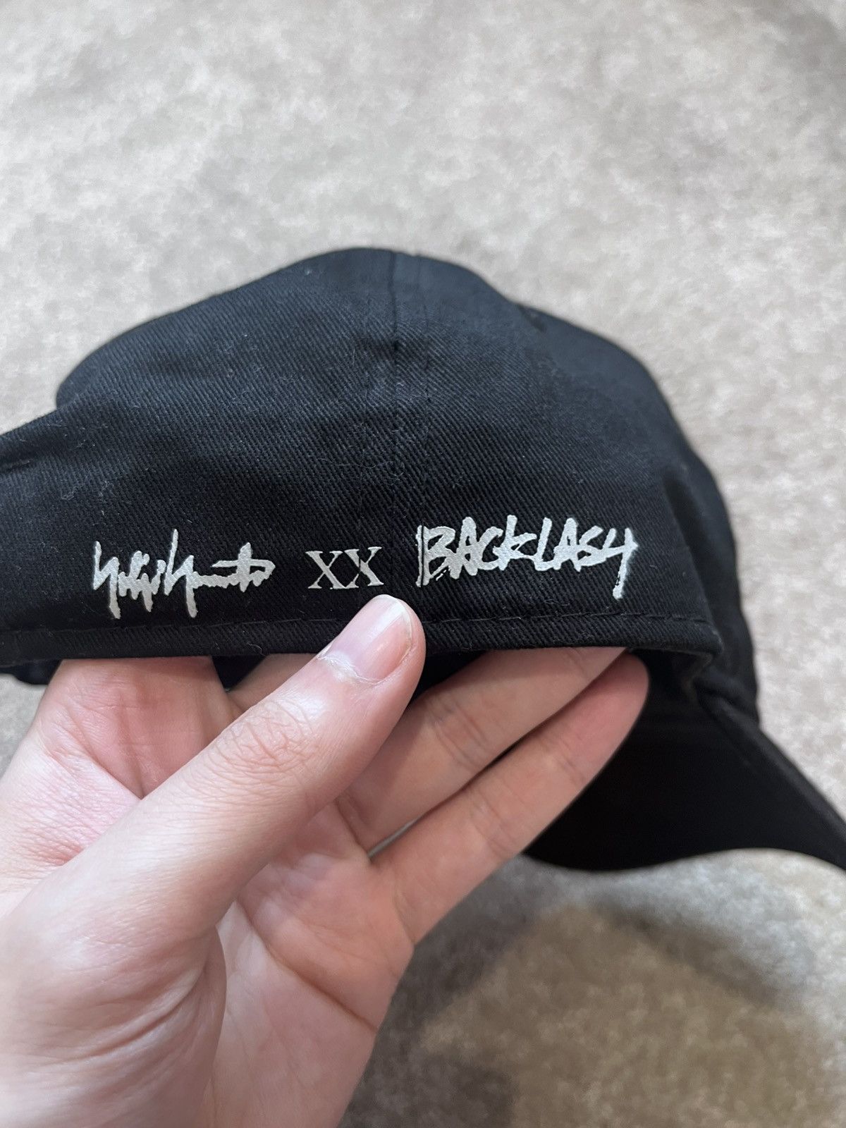 New Era × Yohji Yamamoto Backlash x Yohji Yamamoto x New Era Black Triple Name Cap Size ONE SIZE - 5 Thumbnail