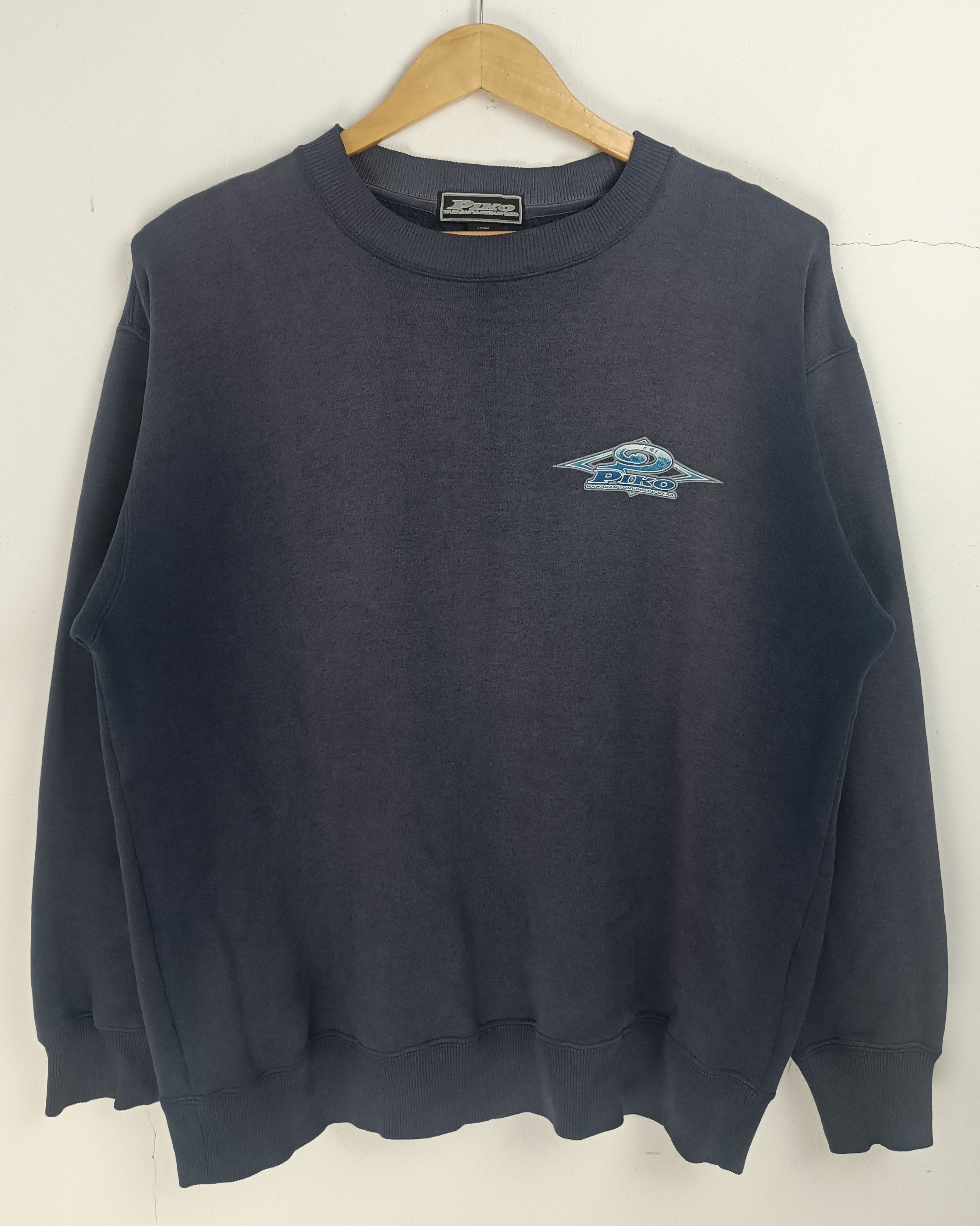 Vintage THRASHED FADED VINTAGE 90'S PIKO LONGBOARD WEAR VERY RARE Size US L / EU 52-54 / 3 - 4 Thumbnail