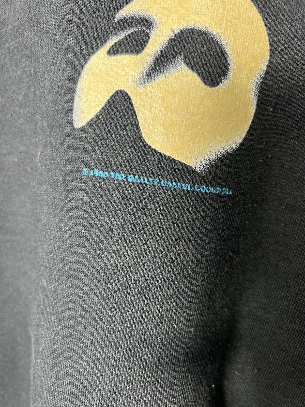 Band Tees Vintage Band Rock 1980s The Phantom Of The Opera Sweatshirt Size US M / EU 48-50 / 2 - 3 Thumbnail