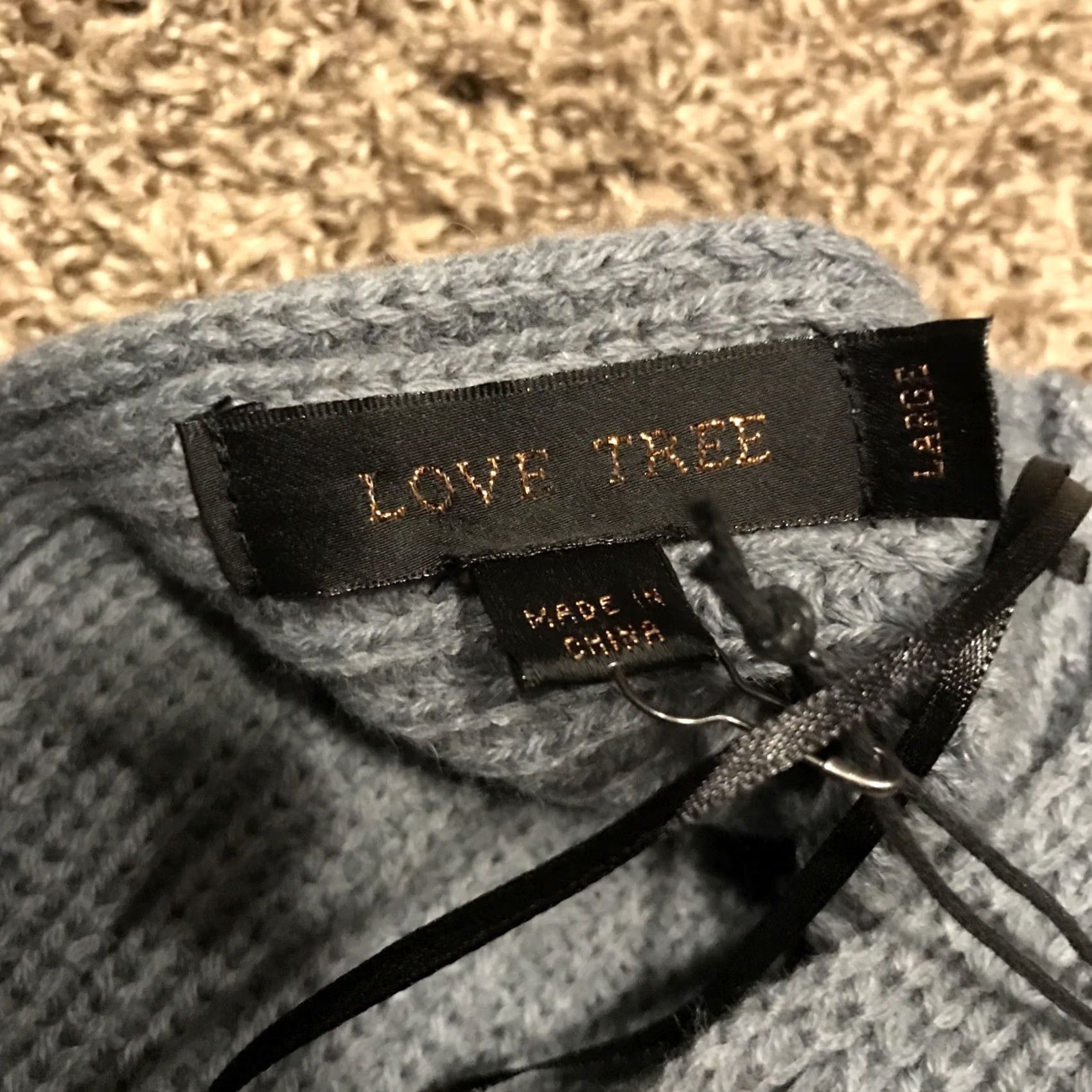 Vintage Love Tree Womens L Acrylic Knot Sweater V-Neck Long Sleeve Blue NWT a16 Size L / US 10 / IT 46 - 2 Thumbnail