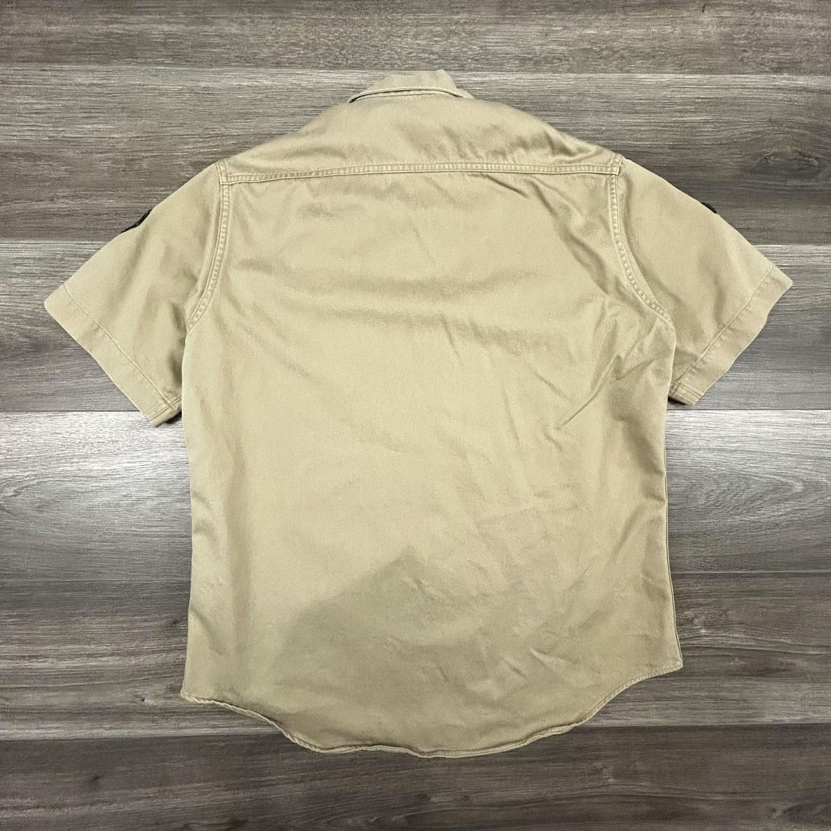 Vintage VINTAGE Military Shirt Mens Large Beige Short Sleeve Button Patches SH-1 Size US L / EU 52-54 / 3 - 2 Thumbnail