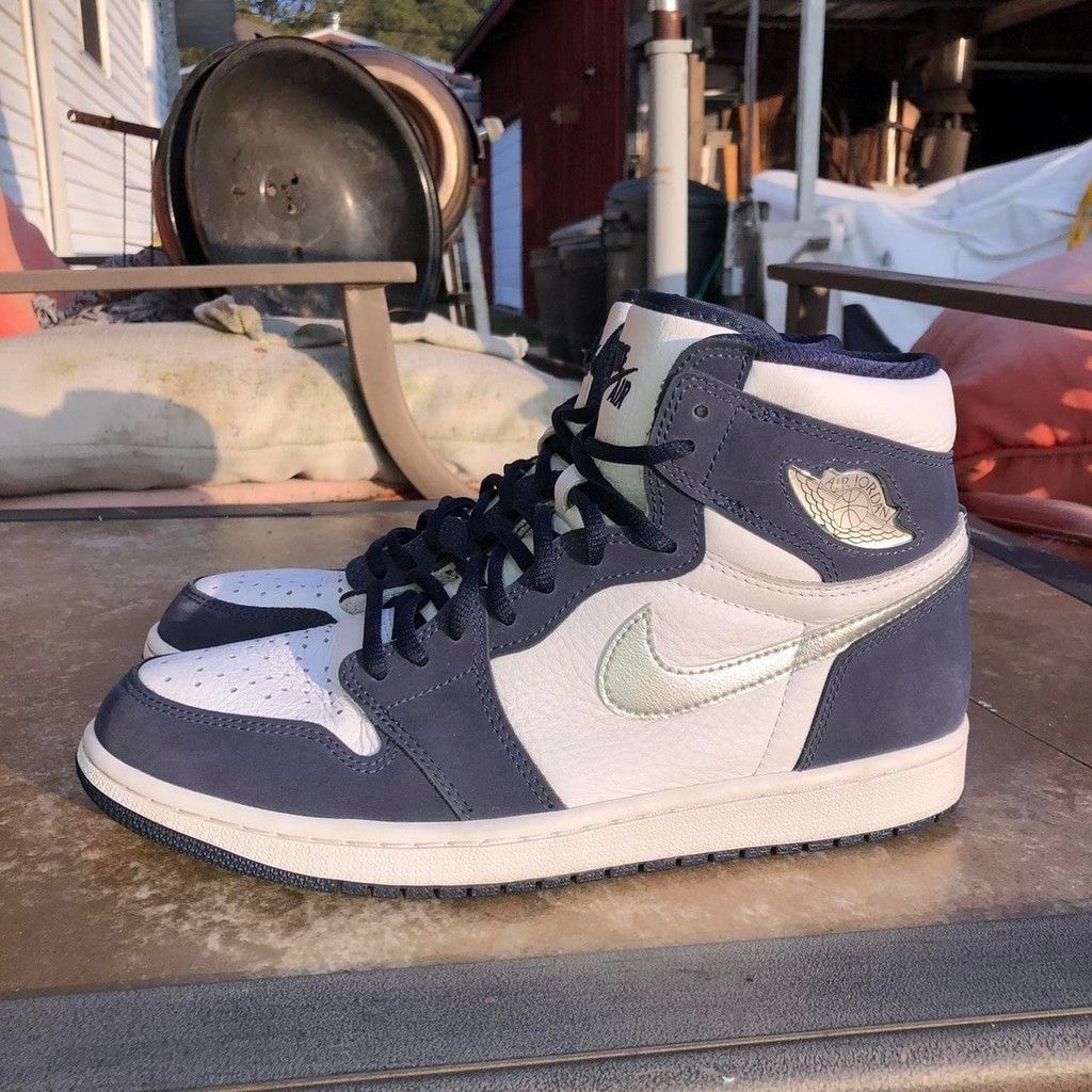 Jordan Brand Nike Air Jordan Retro 1 High COJP Midnight Navy Size 9 Size US 9 / EU 42 - 2 Thumbnail