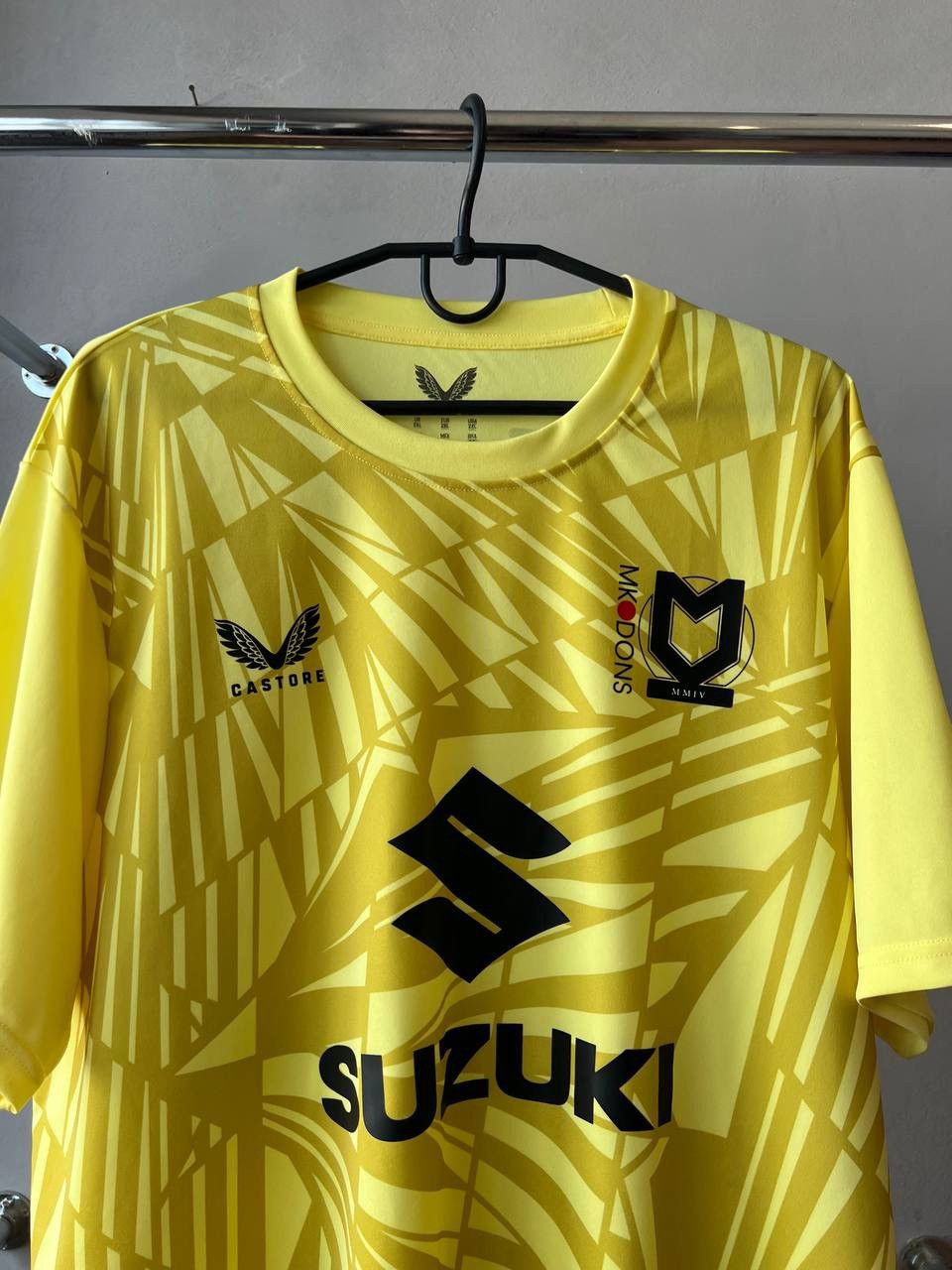 Castore 2025 MK DONS GOALKEEPER 2 SOCCER JERSEY FOOTBALL SHIRT XXL Size US XXL / EU 58 / 5 - 4 Thumbnail
