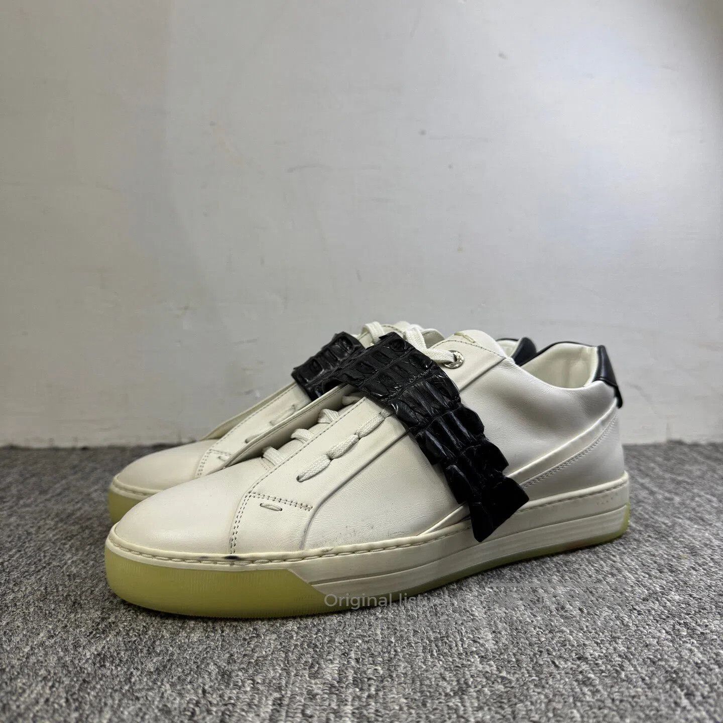 Fendi #REF! Size US 5 / IT 35 - 1 Thumbnail