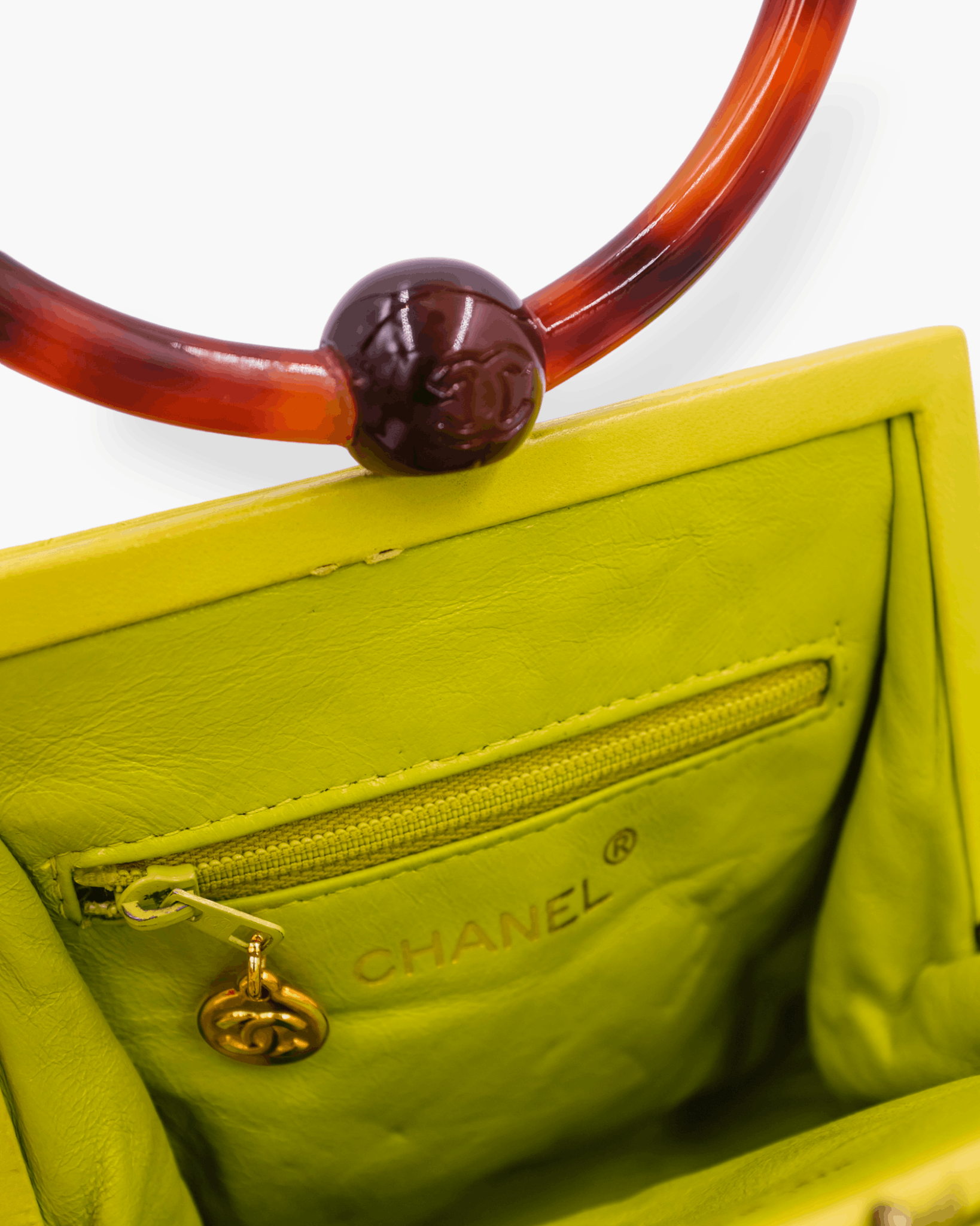 Chanel Chanel Matelassé Vintage Avocado Lime Handbag Size ONE SIZE - 6 Thumbnail