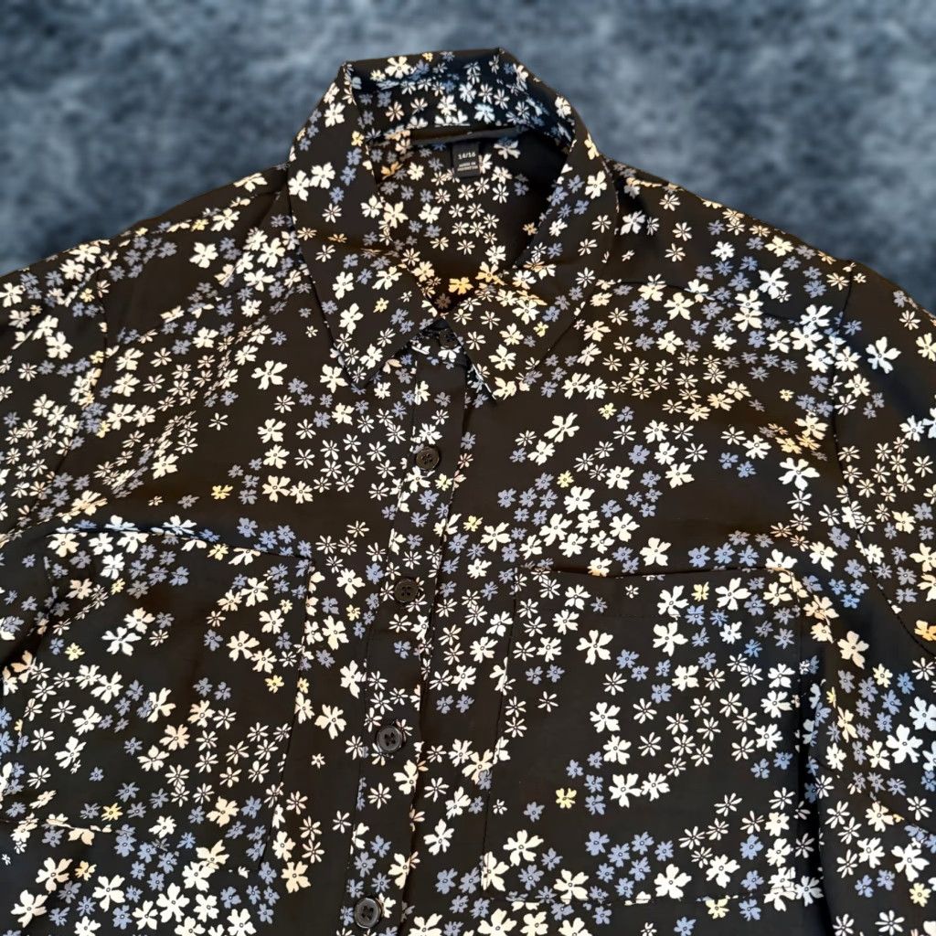 Vintage VINTAGE Lane Bryant Black Floral Ditsy Print Button Down Blouse Womens 14/16 Long Sleeve Size XL / US 12-14 / IT 48-50 - 1 Thumbnail