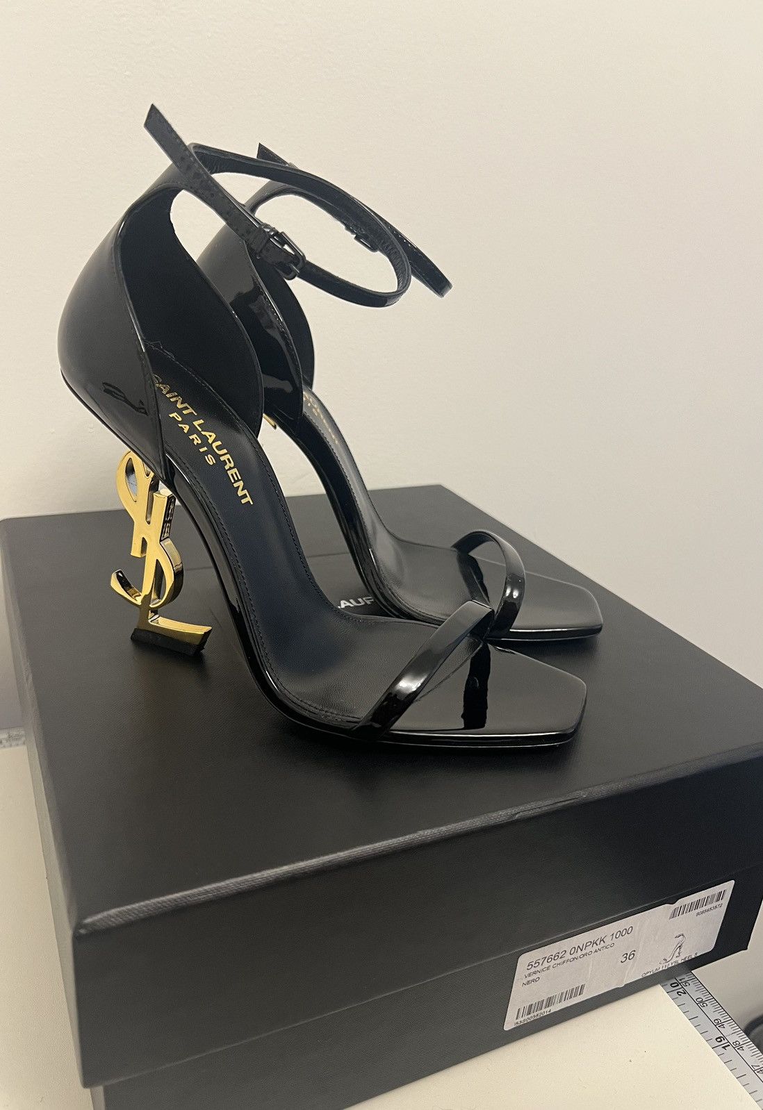 Yves Saint Laurent YSL Pumps- Vernice Chiffon/Oro Antico Size US 6 / IT 36 - 7 Thumbnail