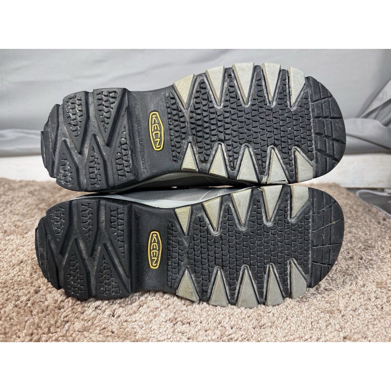 KEEN KEEN Boots; Women’s 8W Size US 8 / IT 38 - 10 Thumbnail