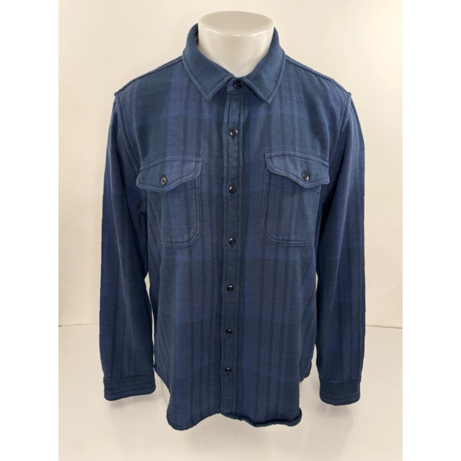 Outerknown OUTERKNOWN Shirt Mens L Blue Plaid Flannel Button-Up Heavy Duty Jacket? Size US L / EU 52-54 / 3 - 2 Thumbnail