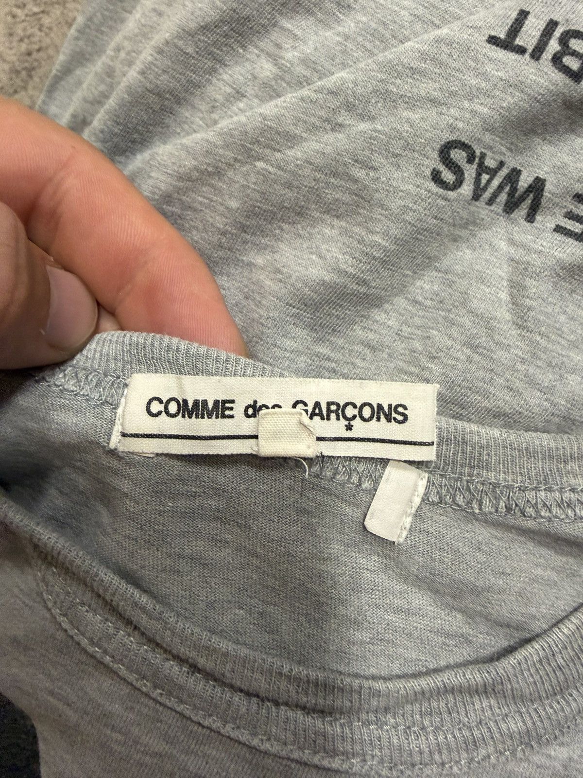 Comme des Garcons Vintage 1999 SS Comme Des Garsons Oswald T-Shirt Size US S / EU 44-46 / 1 - 11 Thumbnail