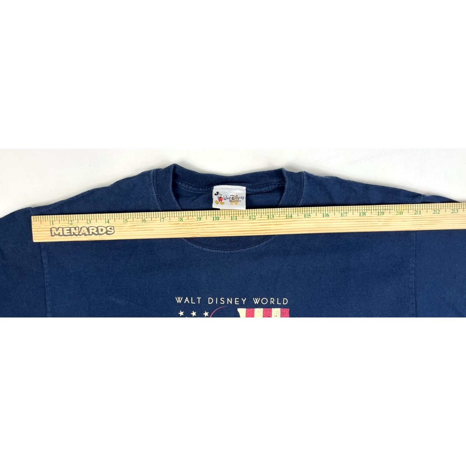 Disney VINTAGE Walt Disney World Unisex Adult T-Shirt Navy Blue Size L Mickey Mouse An American Tradition Shirt Mens Size US L / EU 52-54 / 3 - 7 Thumbnail