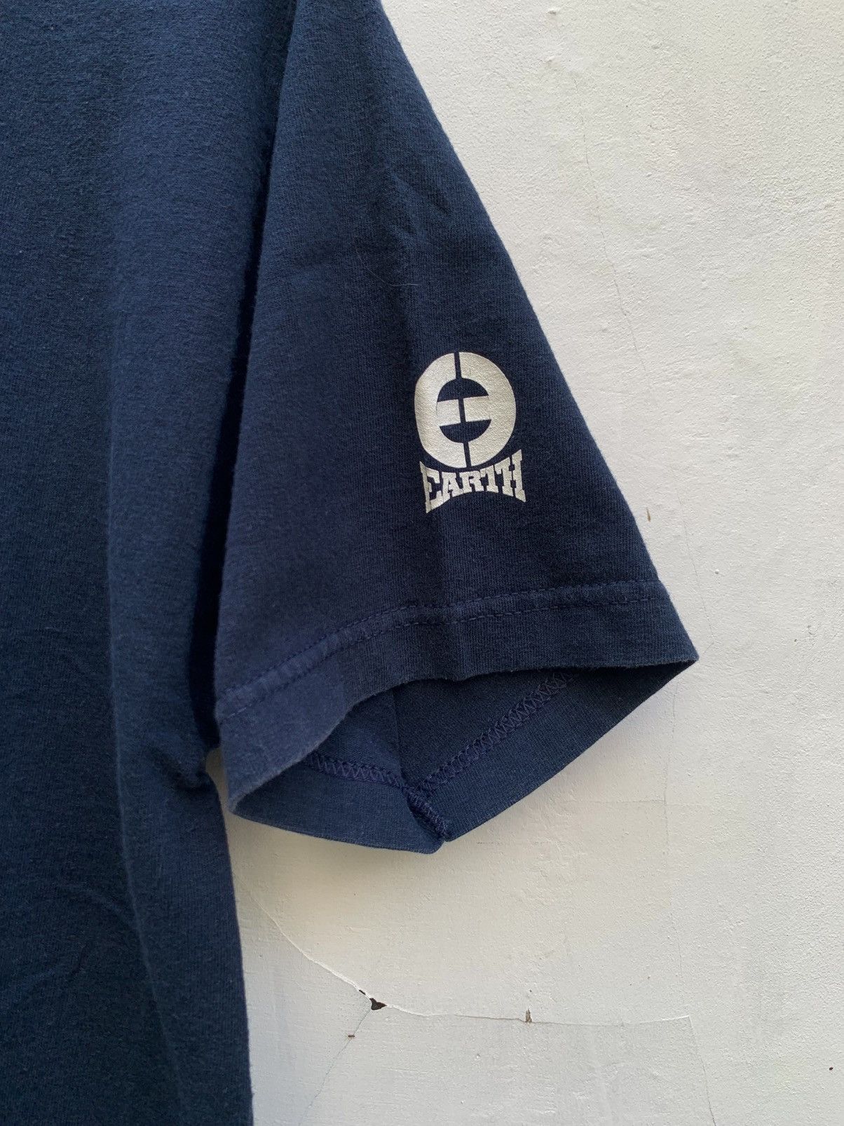 Pilgrim Surf + Supply Planet earth 2002 ARC a taylor knox signature series film Size US M / EU 48-50 / 2 - 3 Thumbnail