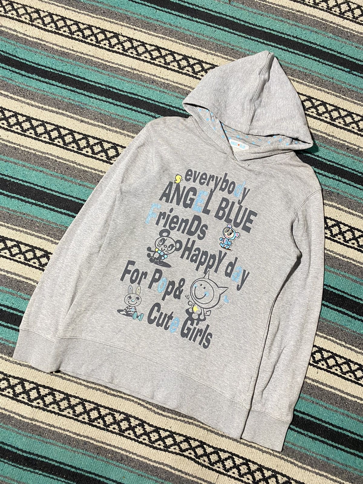 Angel Blue 2000s Angel Blue - All Mascots Pullover Hoodie Size US M / EU 48-50 / 2 - 4 Thumbnail