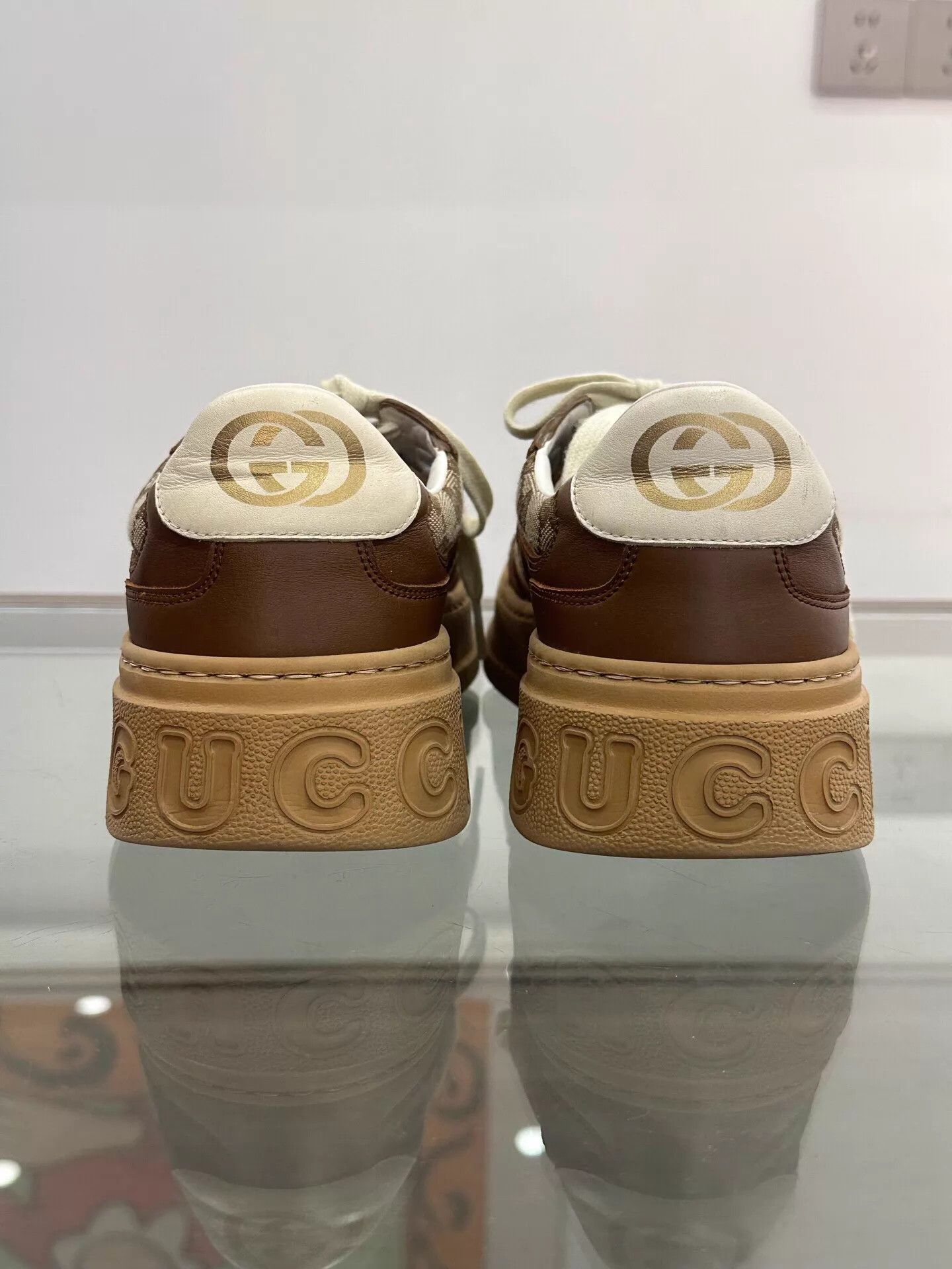 Gucci Gucci Chunky B GG logo men's brown 41 sneakers 99 new Size US 8 / EU 41 - 5 Thumbnail