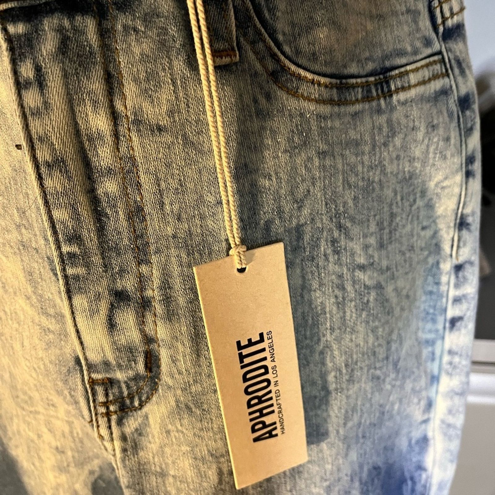 Other NWT Aphrodite Jeans Womens Size 9 Size 29" - 2 Thumbnail