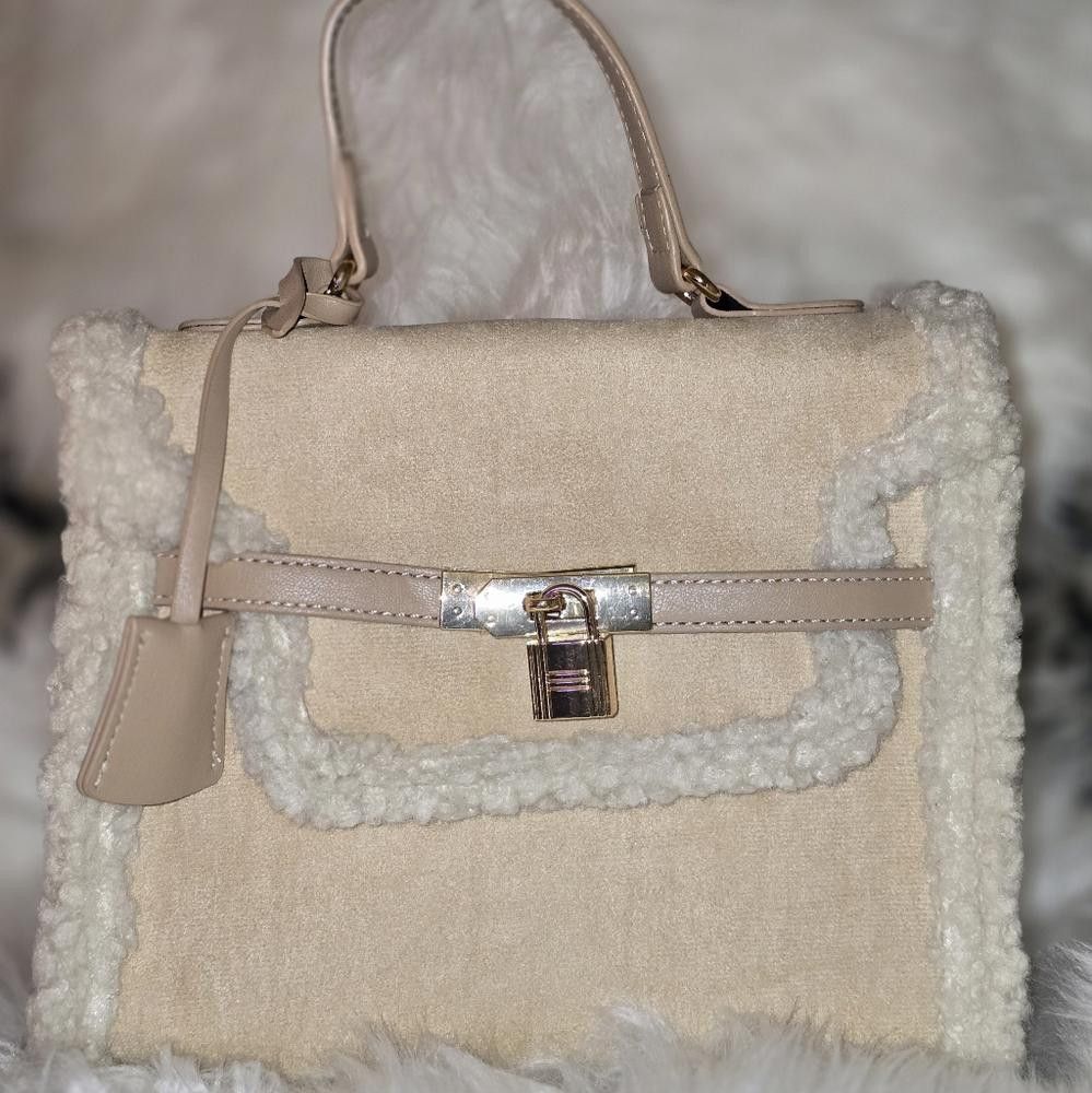 Designer Badgley Mischka Size ONE SIZE - 1 Thumbnail