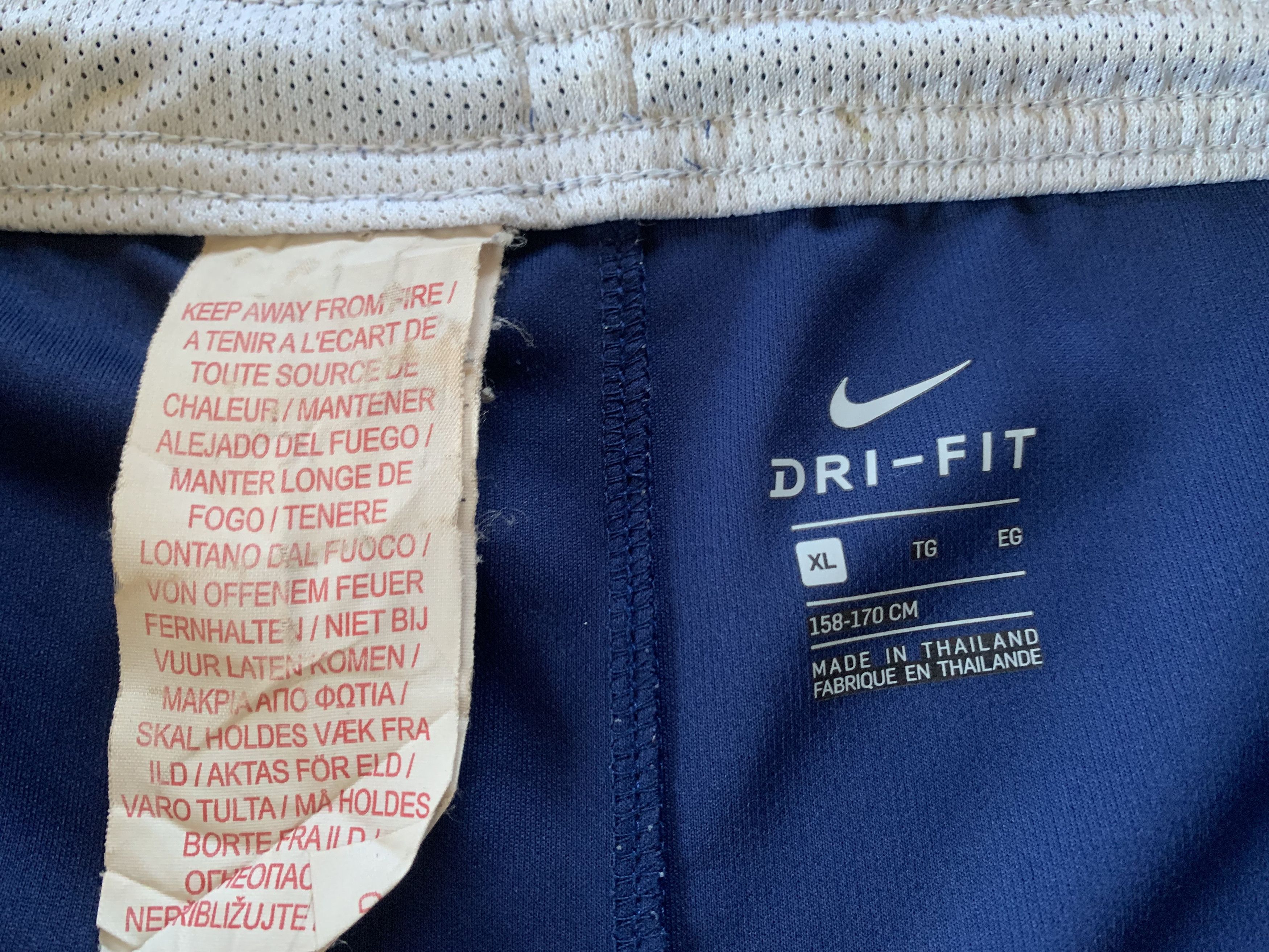 Nike Youth Nike Tottenham Hotspur Football Shorts Size US 26 / EU 42 - 7 Thumbnail