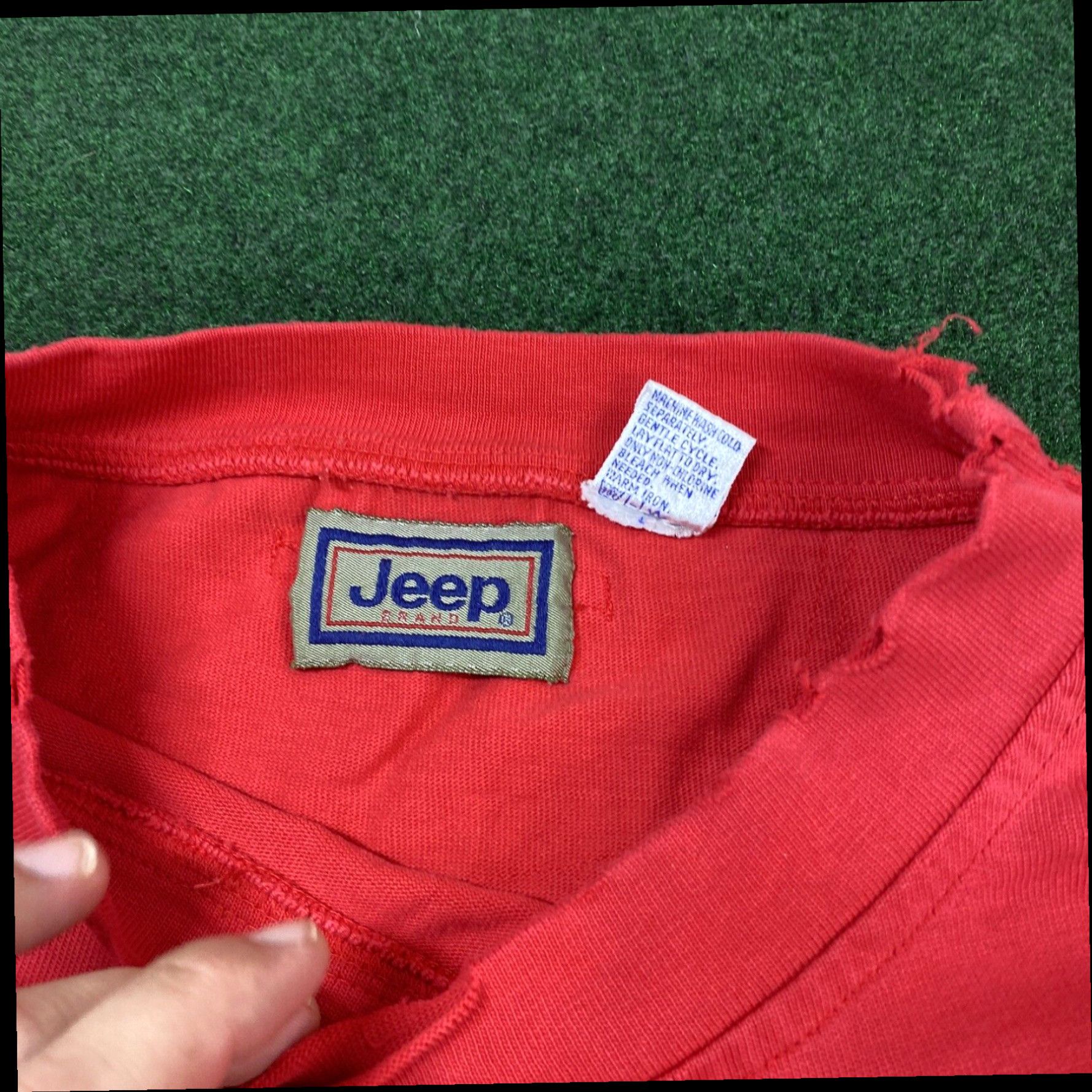 Jeep Vintage Jeep Sinclair Airlines Graphic T-Shirt Mens Large USA Made 90s Thrashed Size US L / EU 52-54 / 3 - 3 Thumbnail