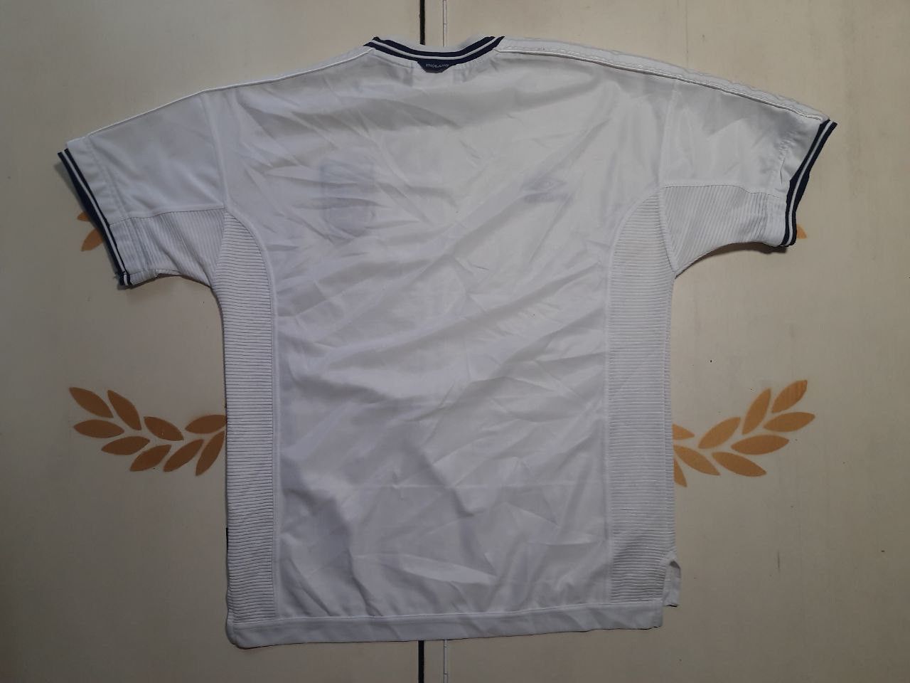 Umbro Umbro England Jersey 1999-2001 Size US L / EU 52-54 / 3 - 11 Thumbnail