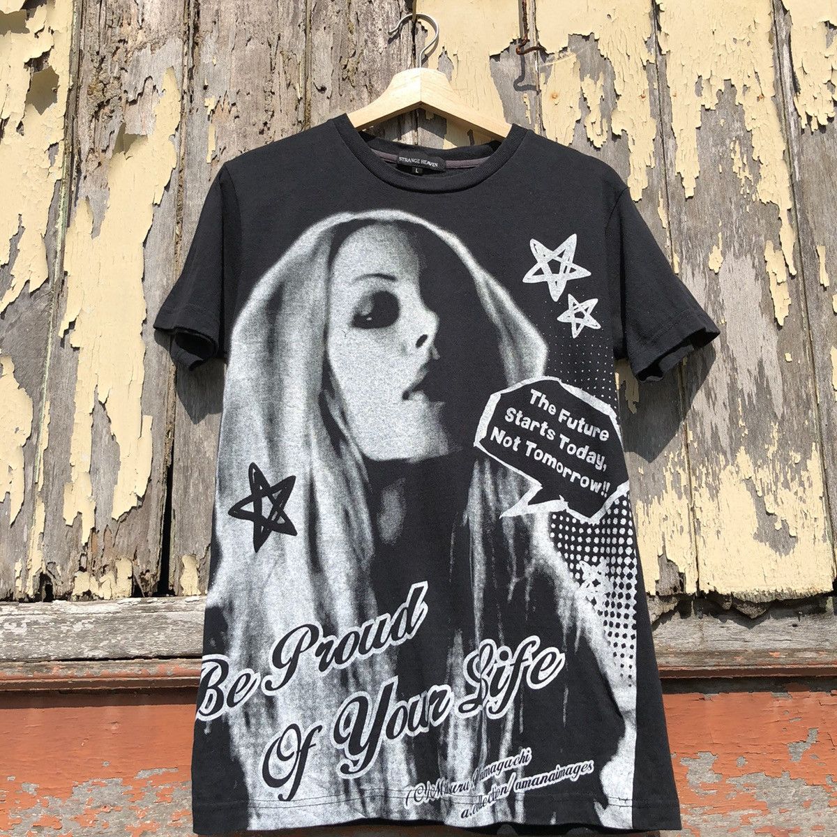 Japanese Brand Strange Heaven Punk Girl Star Life Tshirt Size US L / EU 52-54 / 3 - 3 Thumbnail