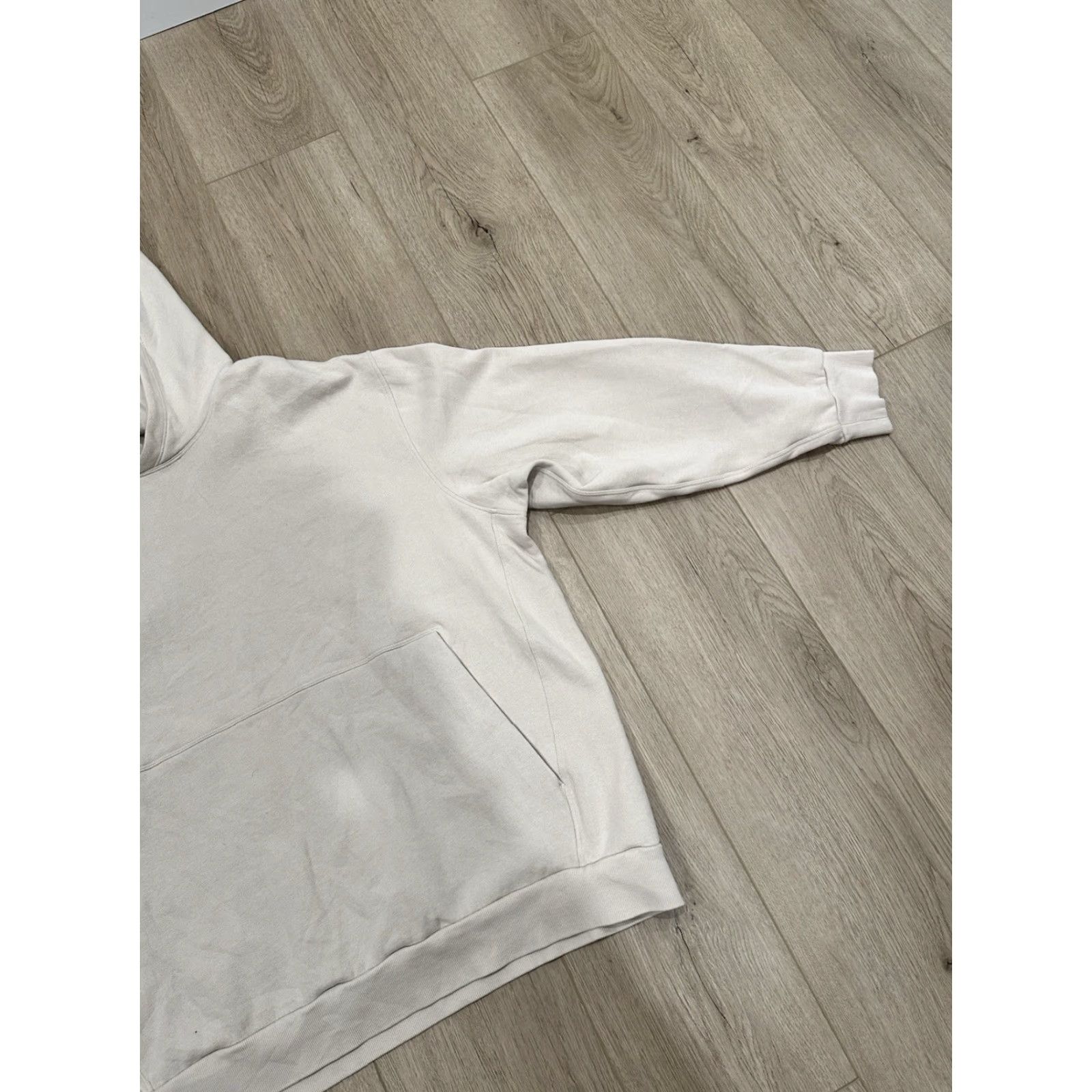 Lululemon VINTAGE Lululemon Men’s Beige Steady State Pullover Hoodie Sweatshirt 2XL Beige Mens Hoodie Pullover 2XL Size US XXL / EU 58 / 5 - 2 Thumbnail