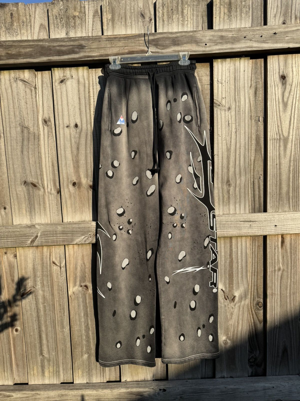 HELLSTAR Hellstar No Guts No Glory Sweatpants Size US 32 / EU 48 - 1 Thumbnail