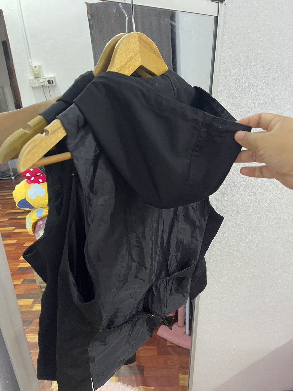 HIDEAWAYS Hideaways Nicole Hooded Vest Minimal Streetwear Size US S / EU 44-46 / 1 - 8 Thumbnail