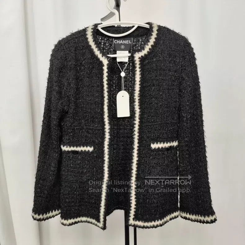 Chanel Chanel Cardigan coat Size XS / US 0-2 / IT 36-38 - 1 Thumbnail