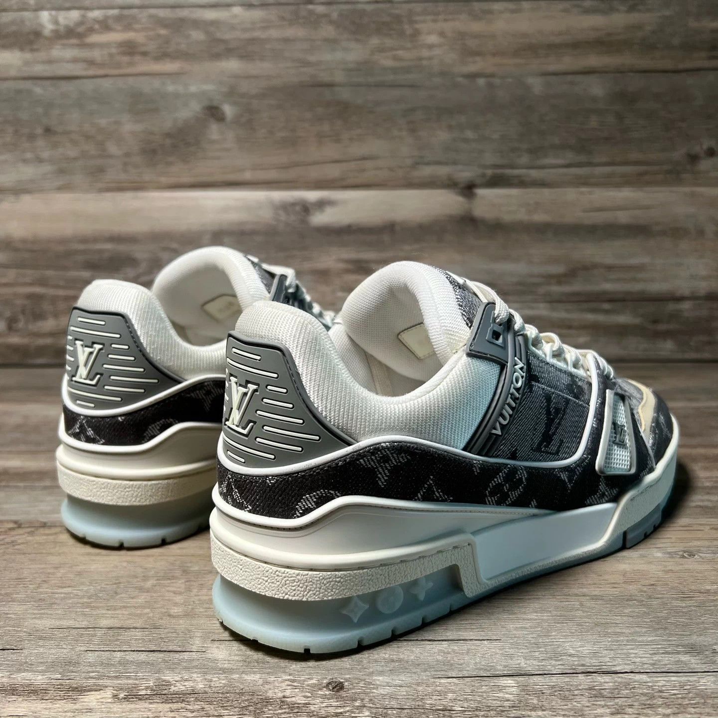 Louis Vuitton LOUIS VUITTON Trainer Gray Denim White Print 37 95 New Size US 6 / IT 36 - 3 Thumbnail