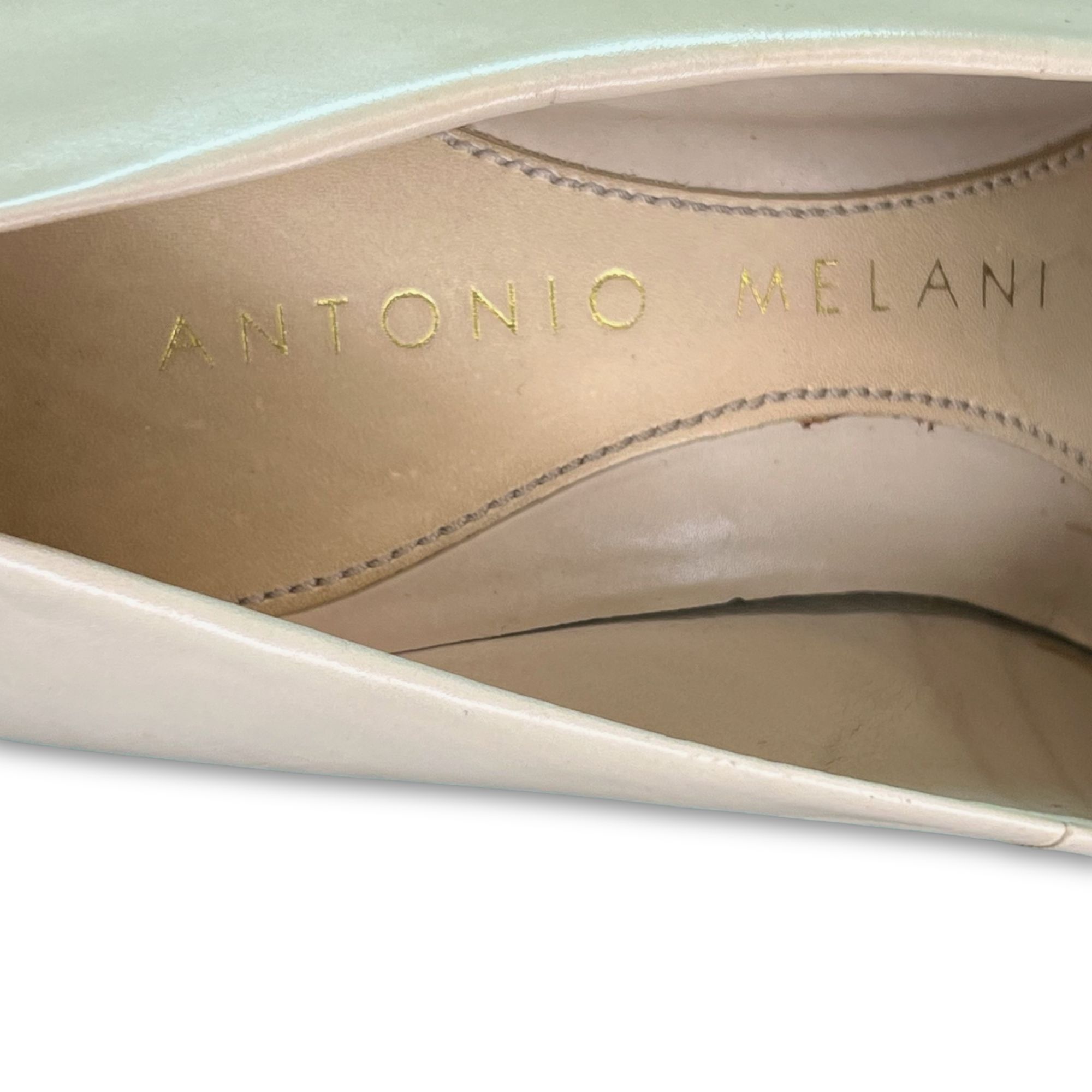 Other Antonio Melani Beige Leather Block Heel Pumps Size 6 Size US 6 / IT 36 - 6 Thumbnail