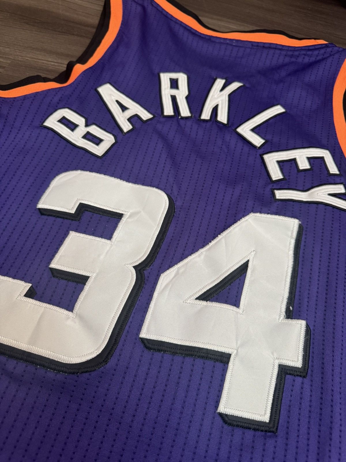 Adidas Hardwood Classics Phoenix Suns Charles Barkley 32 NBA Jersey Size US XS / EU 42 / 0 - 7 Thumbnail