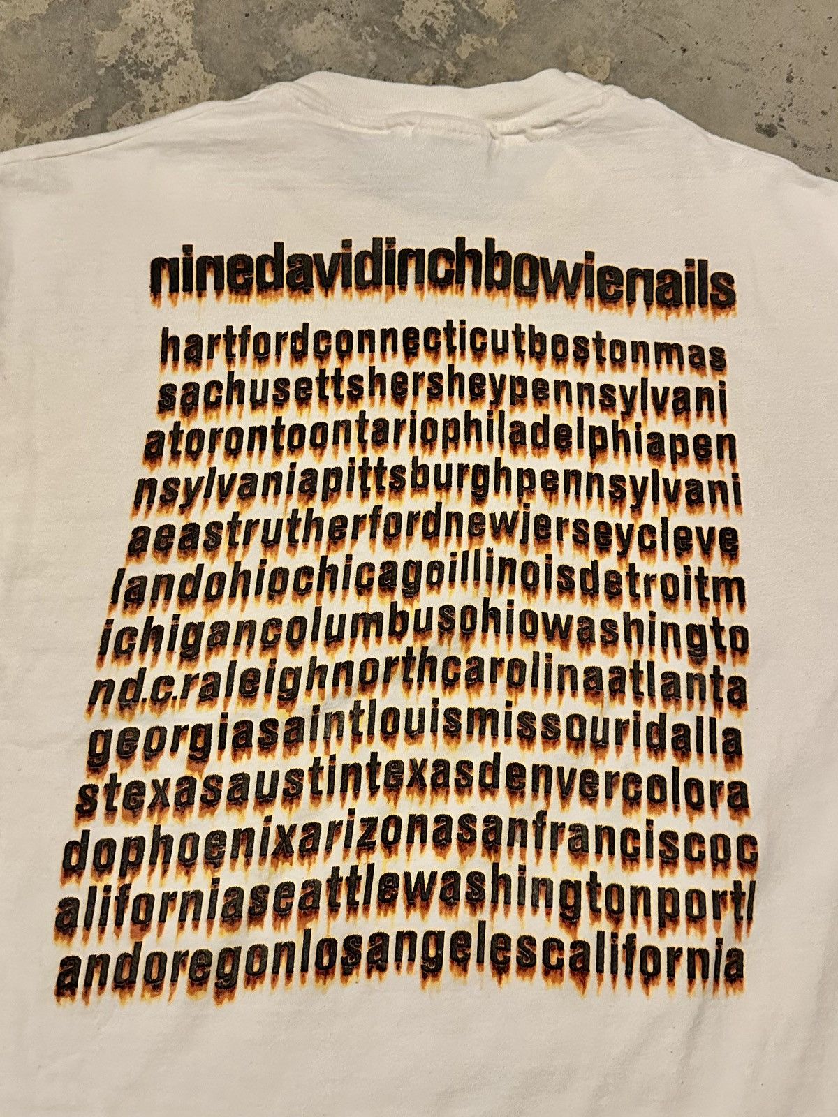 Band Tees × Vintage Vintage 1995 Nine Inch Nails David Bowie Tour T-Shirt Size L Size US L / EU 52-54 / 3 - 4 Thumbnail